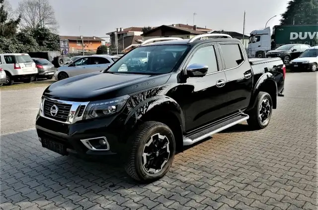 Nissan Navara 2.3 Dci 190cv Auto * Tekna*