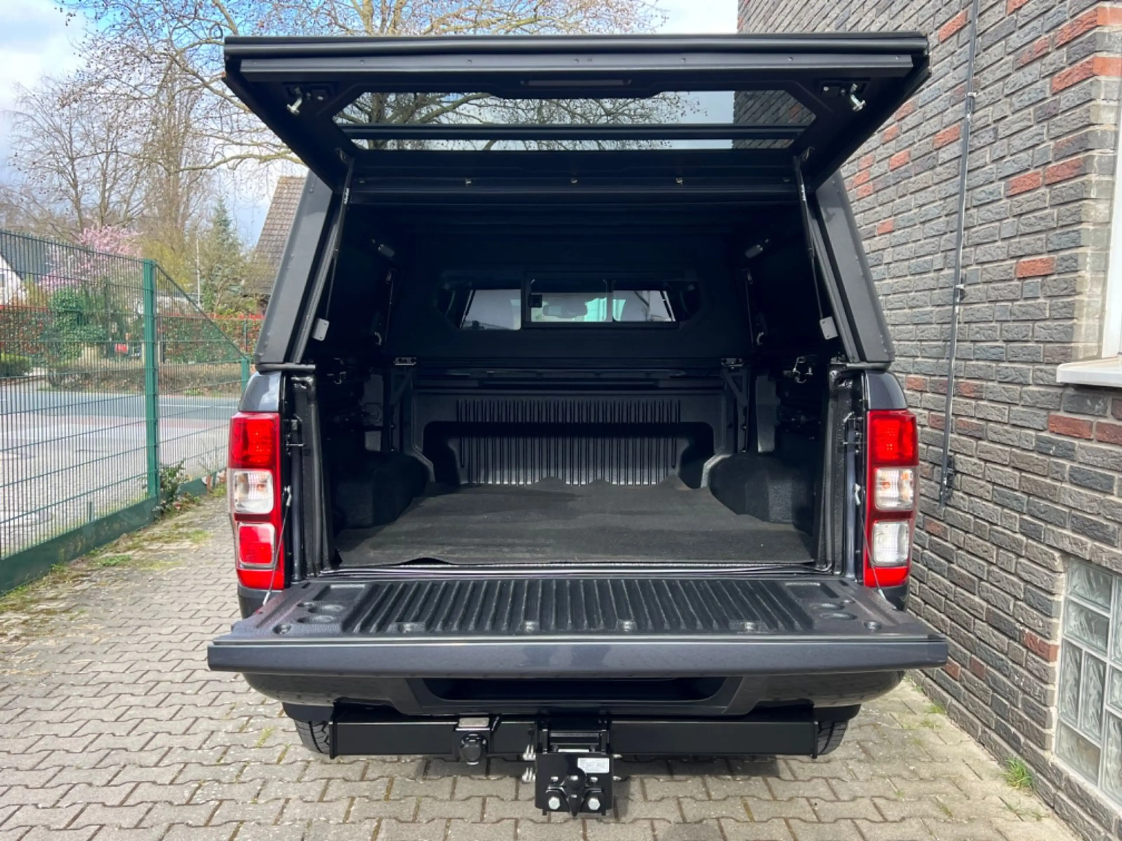 Ford Ranger 4x4 Wildtrak Hardtop ALUCAB 1 Hand — photo 13