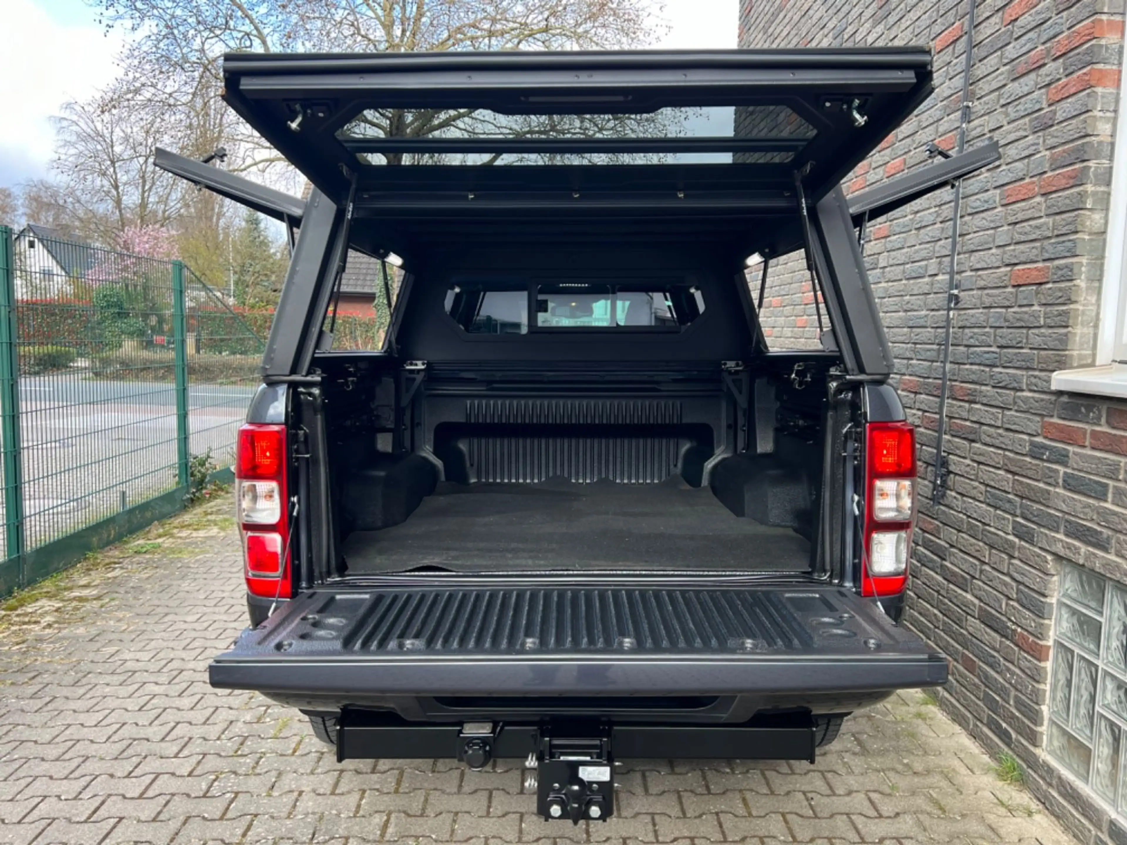 Ford Ranger 4x4 Wildtrak Hardtop ALUCAB 1 Hand — photo 14