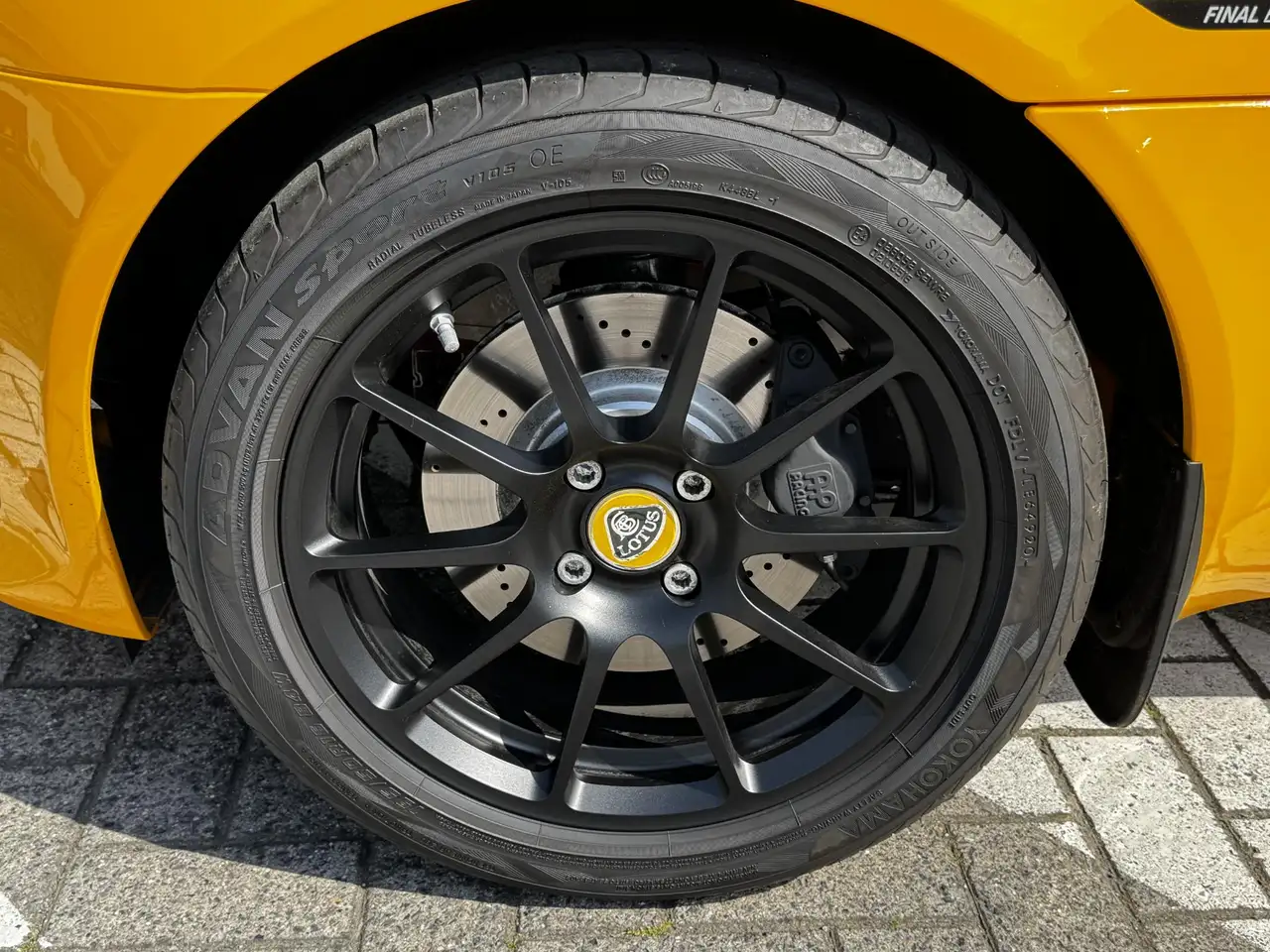 Lotus Elise 2021 — фото 25