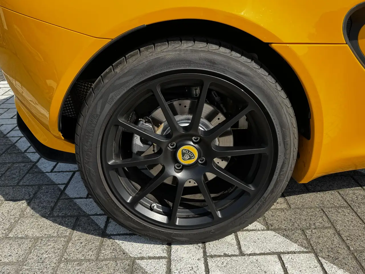 Lotus Elise 2021 — фото 24