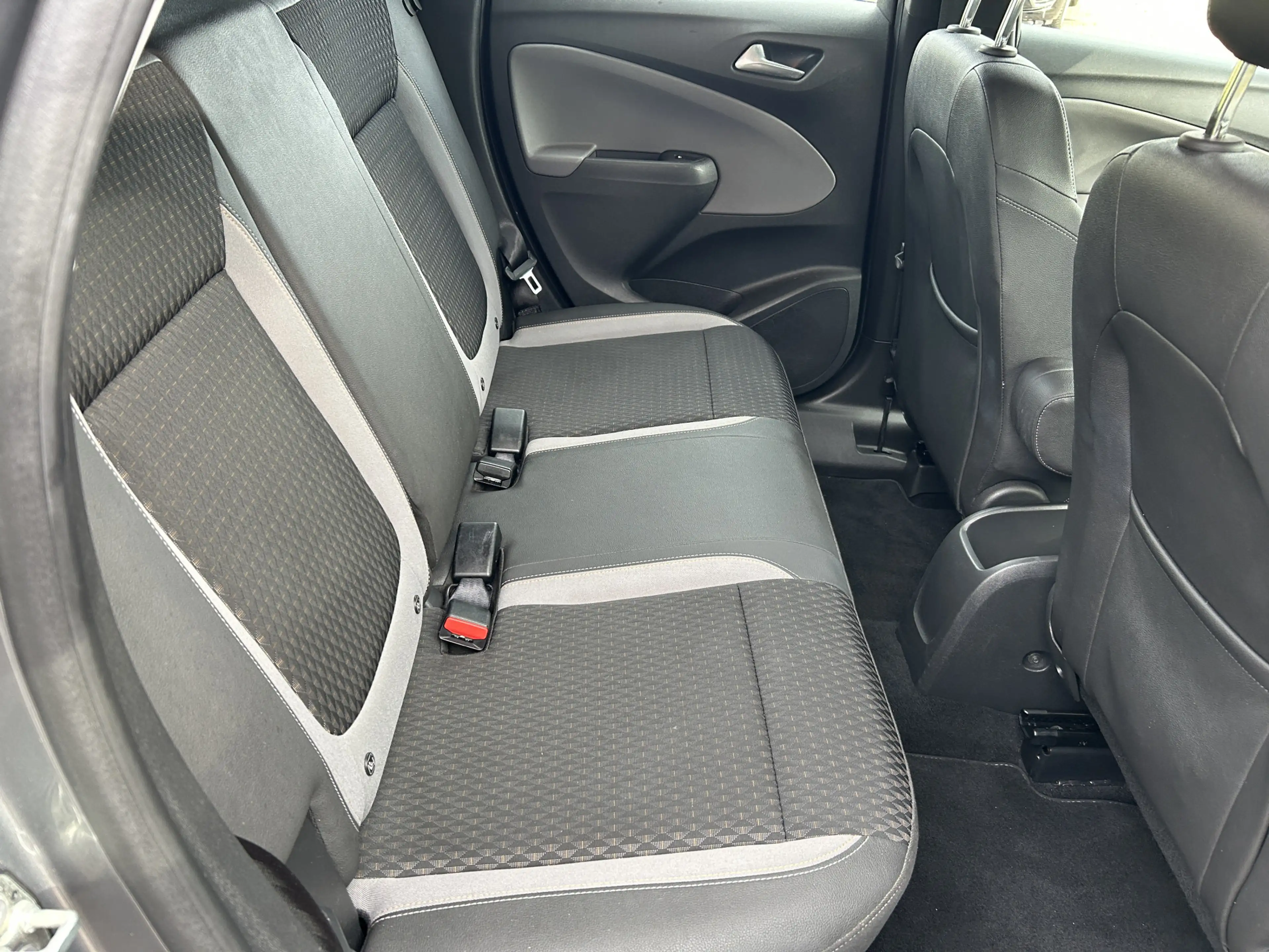 Opel Crossland X 1.2 Turbo Innovation — photo 16