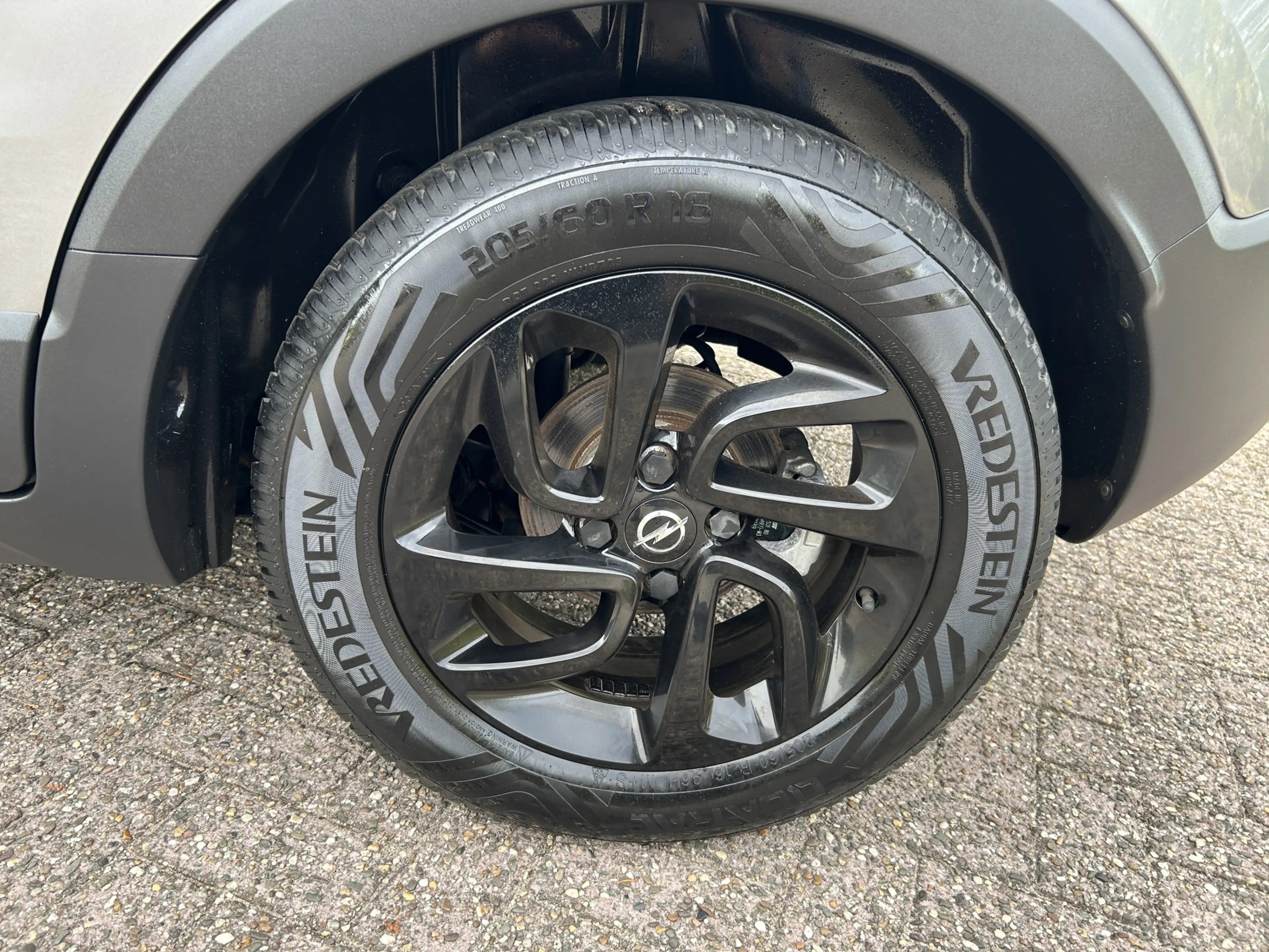 Opel Crossland X 1.2 Turbo Innovation — photo 11