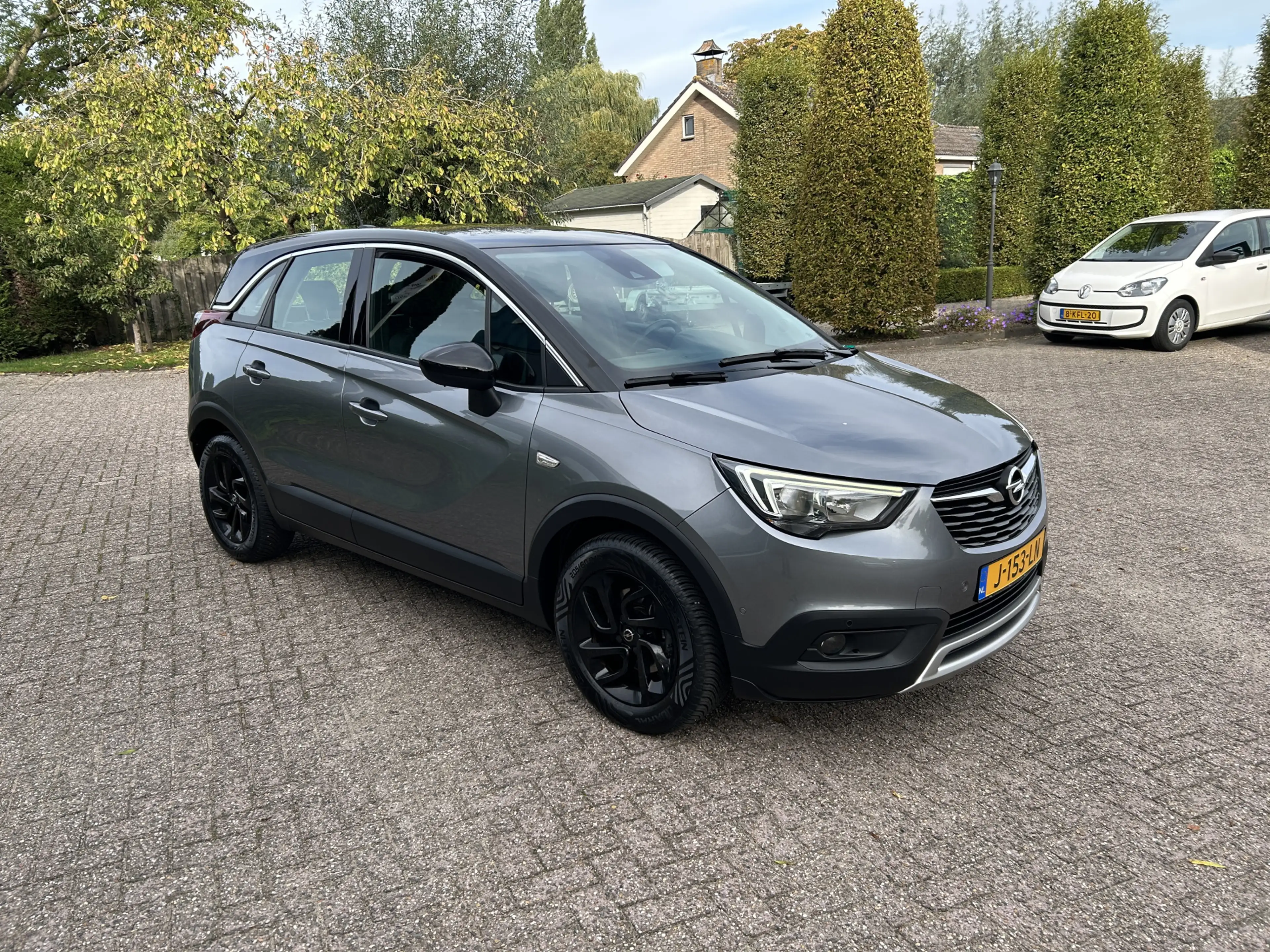 Opel Crossland X 1.2 Turbo Innovation — photo 9
