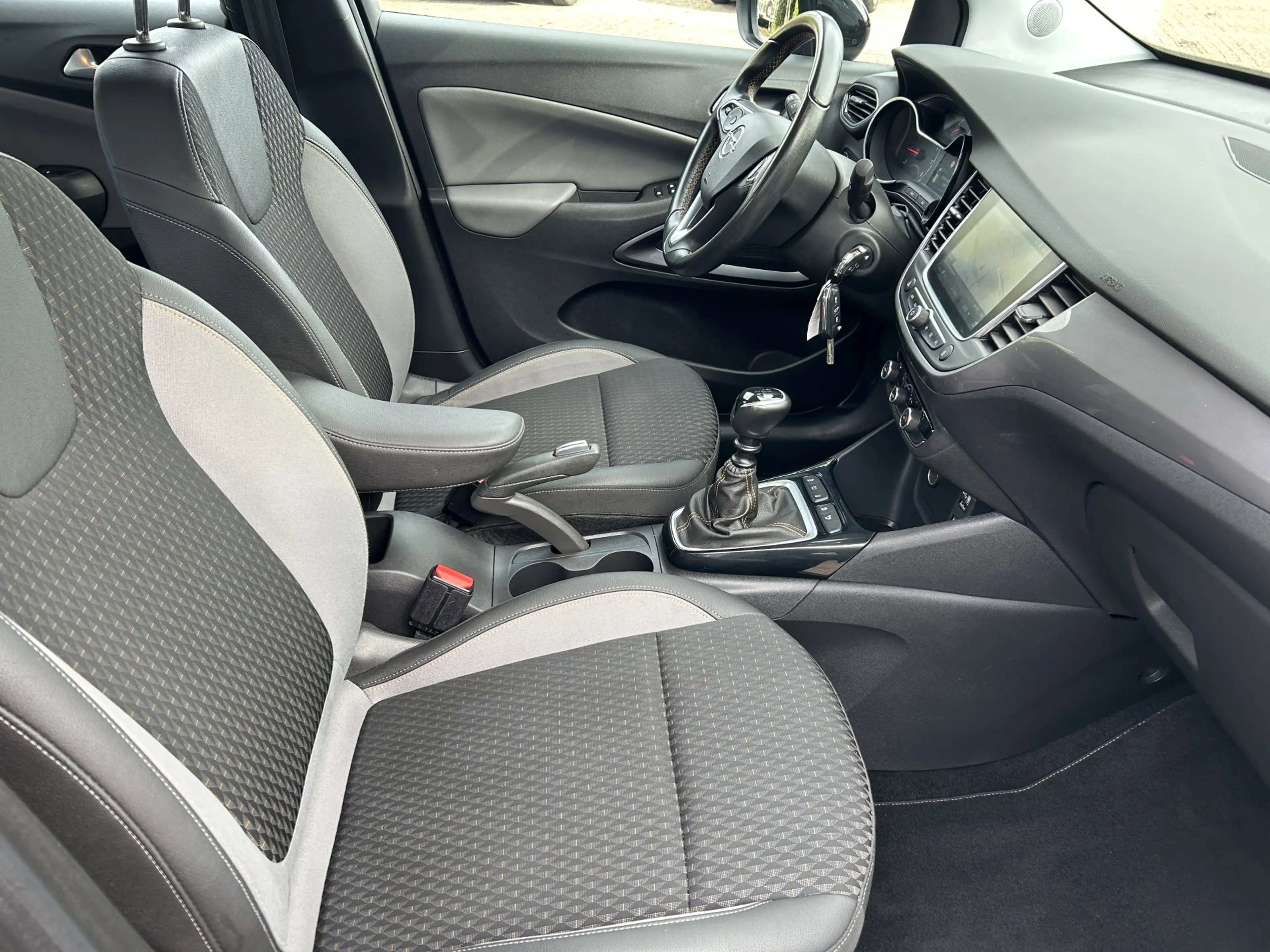 Opel Crossland X 1.2 Turbo Innovation — photo 15