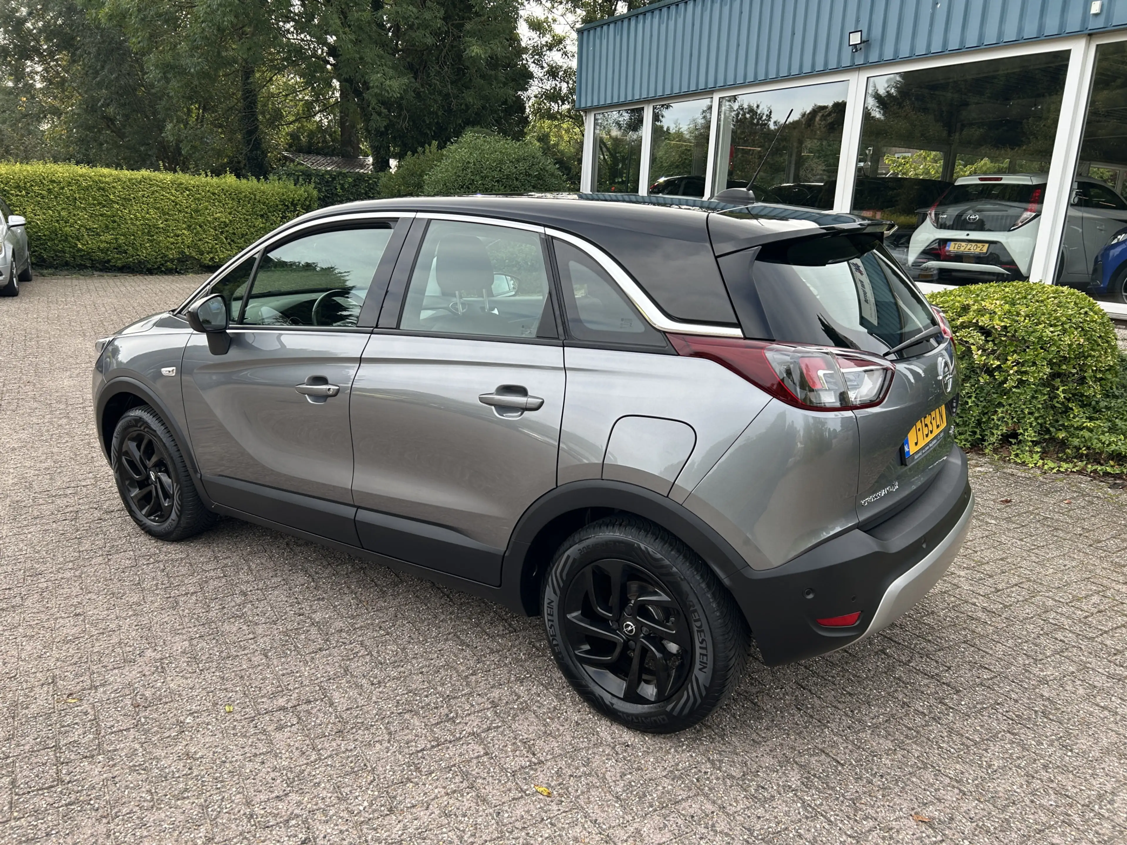 Opel Crossland X 1.2 Turbo Innovation — photo 5
