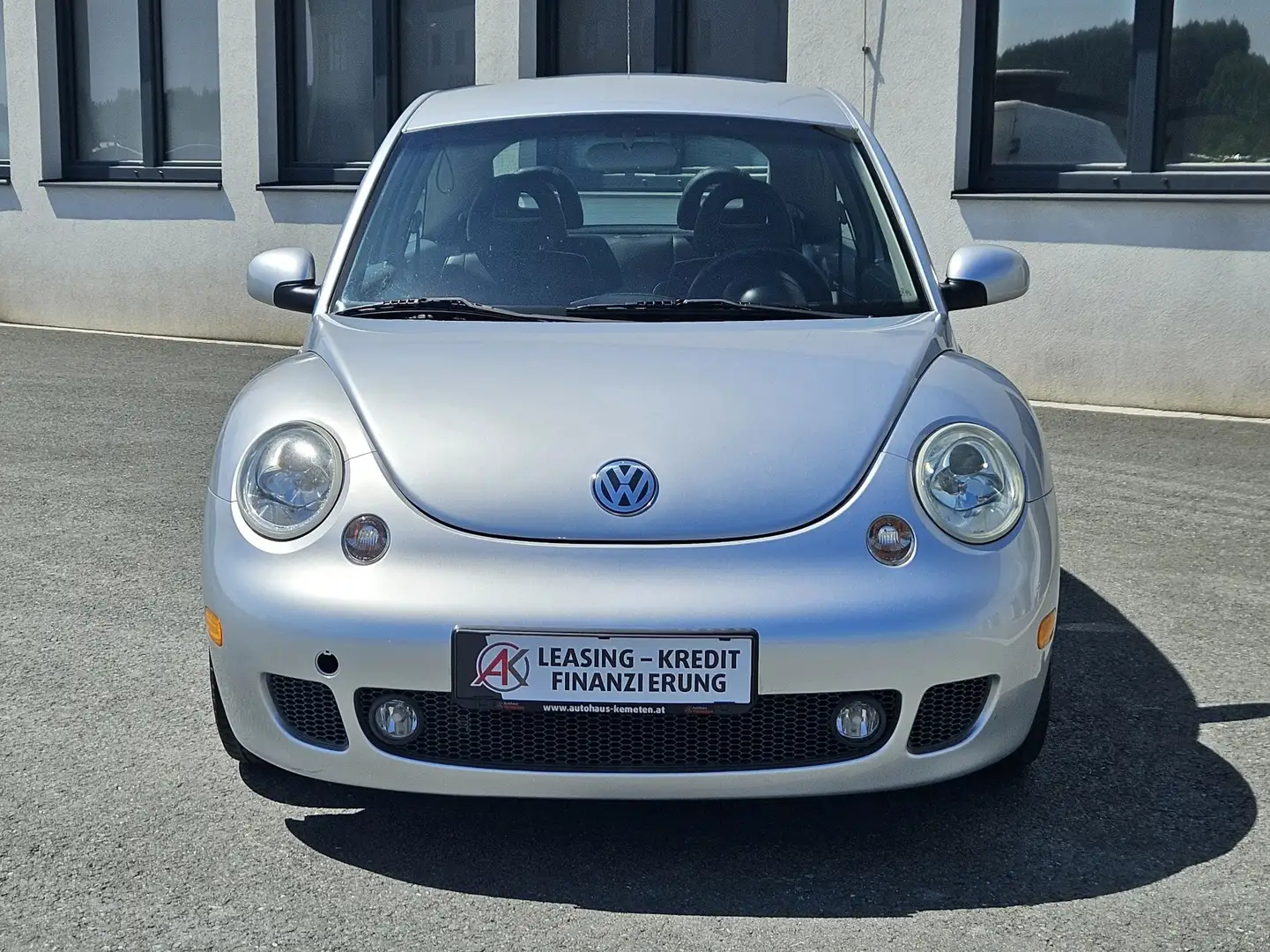 Volkswagen Beetle Beetle 2,3 V5 Sport Edition Silber - 2