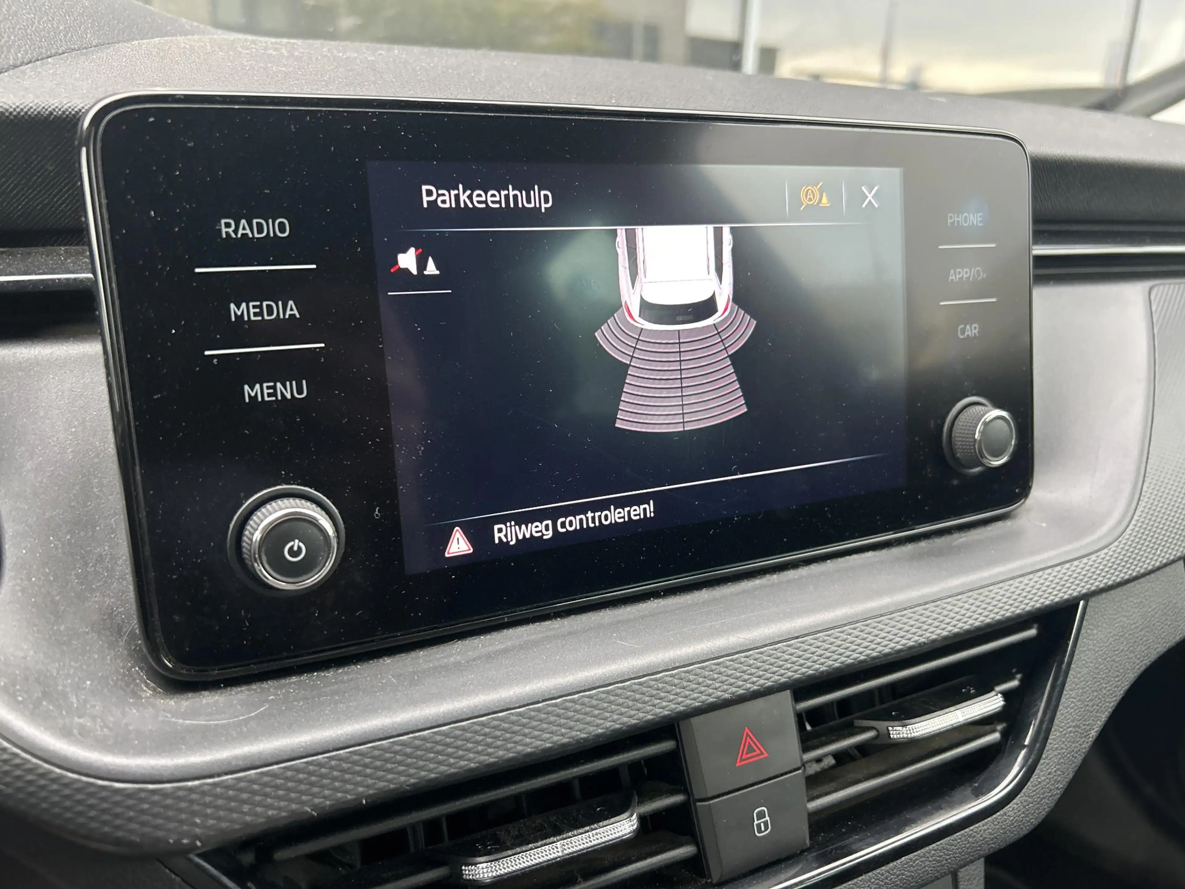 Skoda Kamiq 1.0 TSI Ambition | € 7.400,- NETTO! | Cruise | Air — photo 12