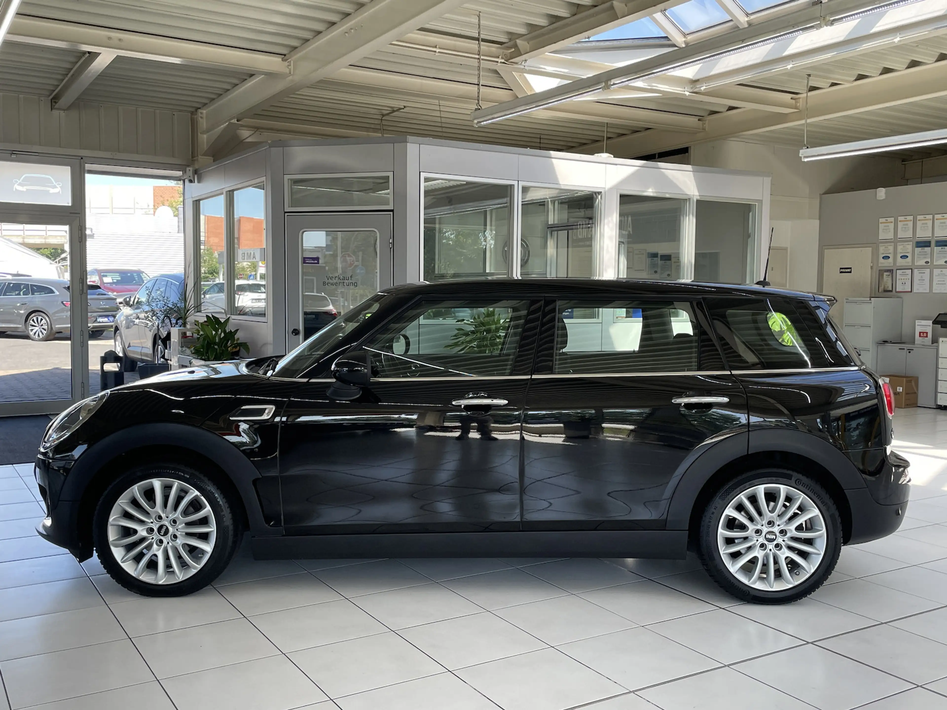 MINI One Clubman 1.5 Keyless Sitzh. BT PDC 1.Hand — photo 5