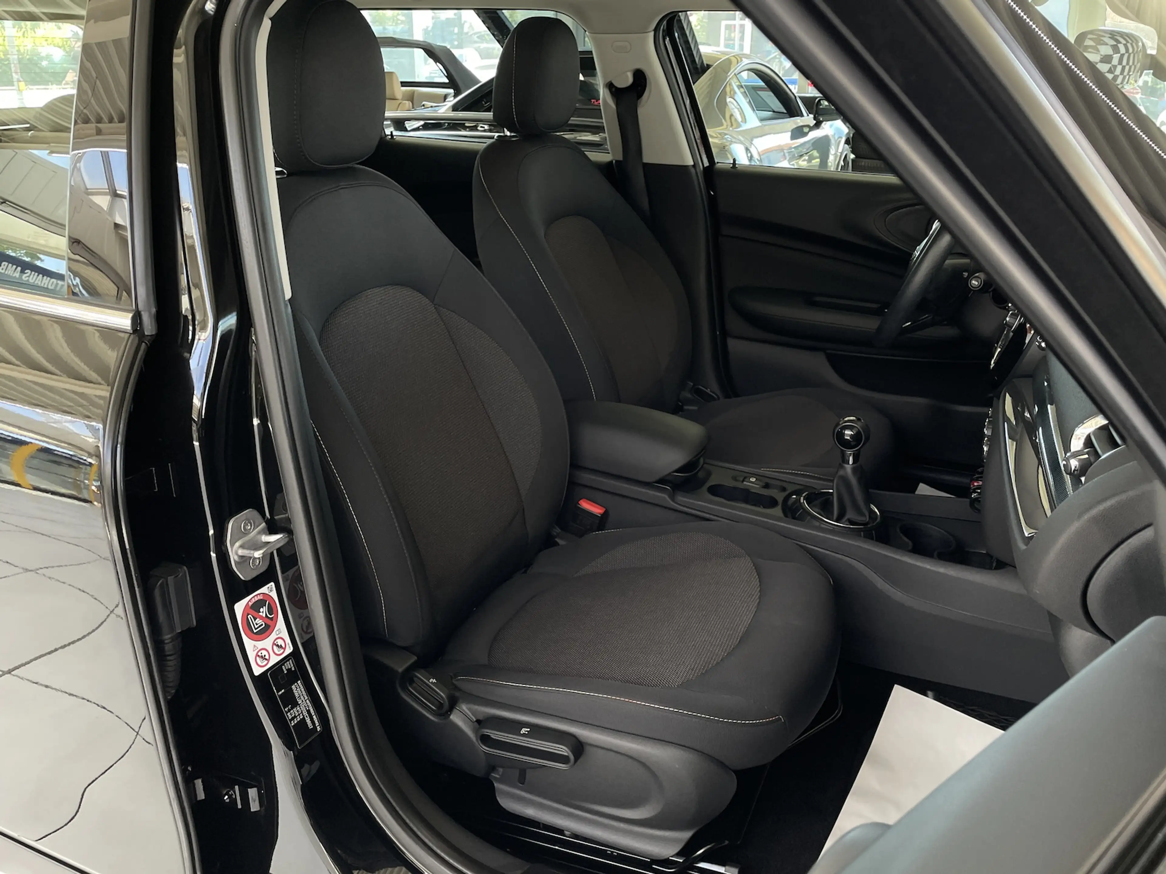 MINI One Clubman 1.5 Keyless Sitzh. BT PDC 1.Hand — photo 12