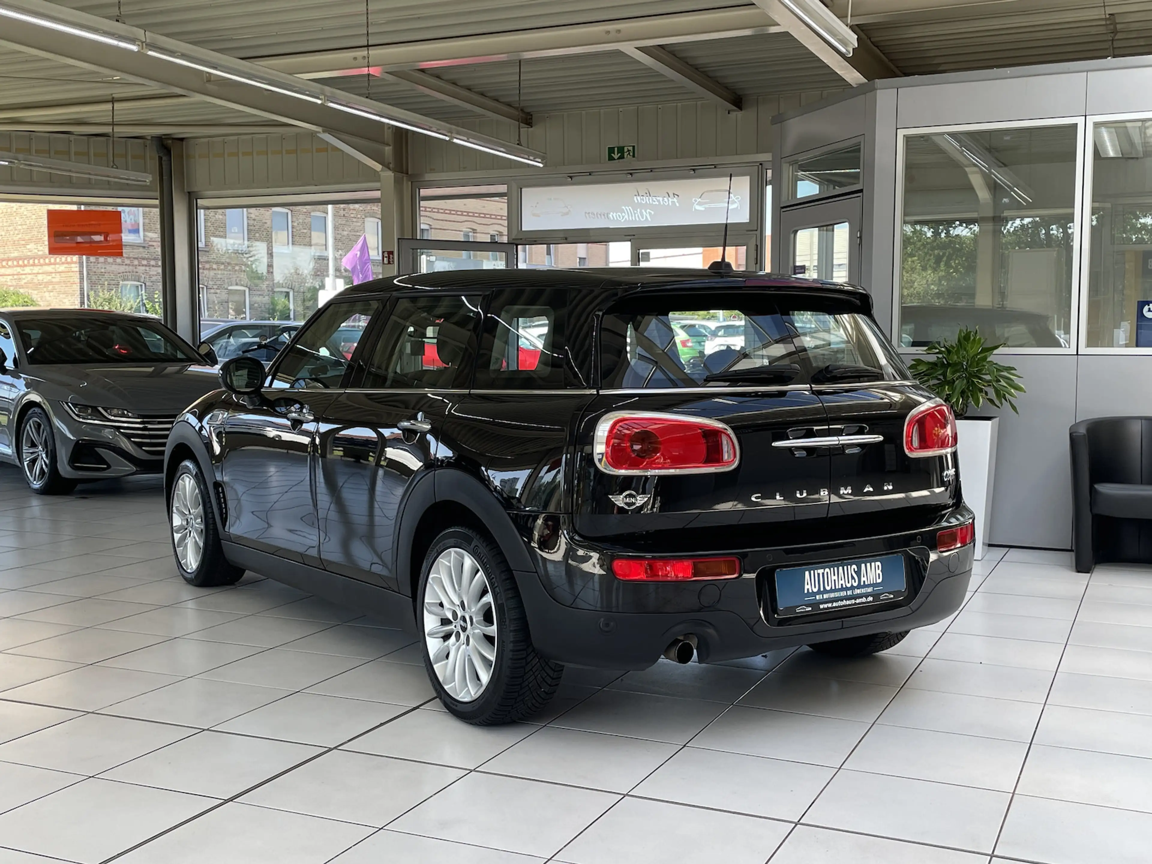 MINI One Clubman 1.5 Keyless Sitzh. BT PDC 1.Hand — photo 4