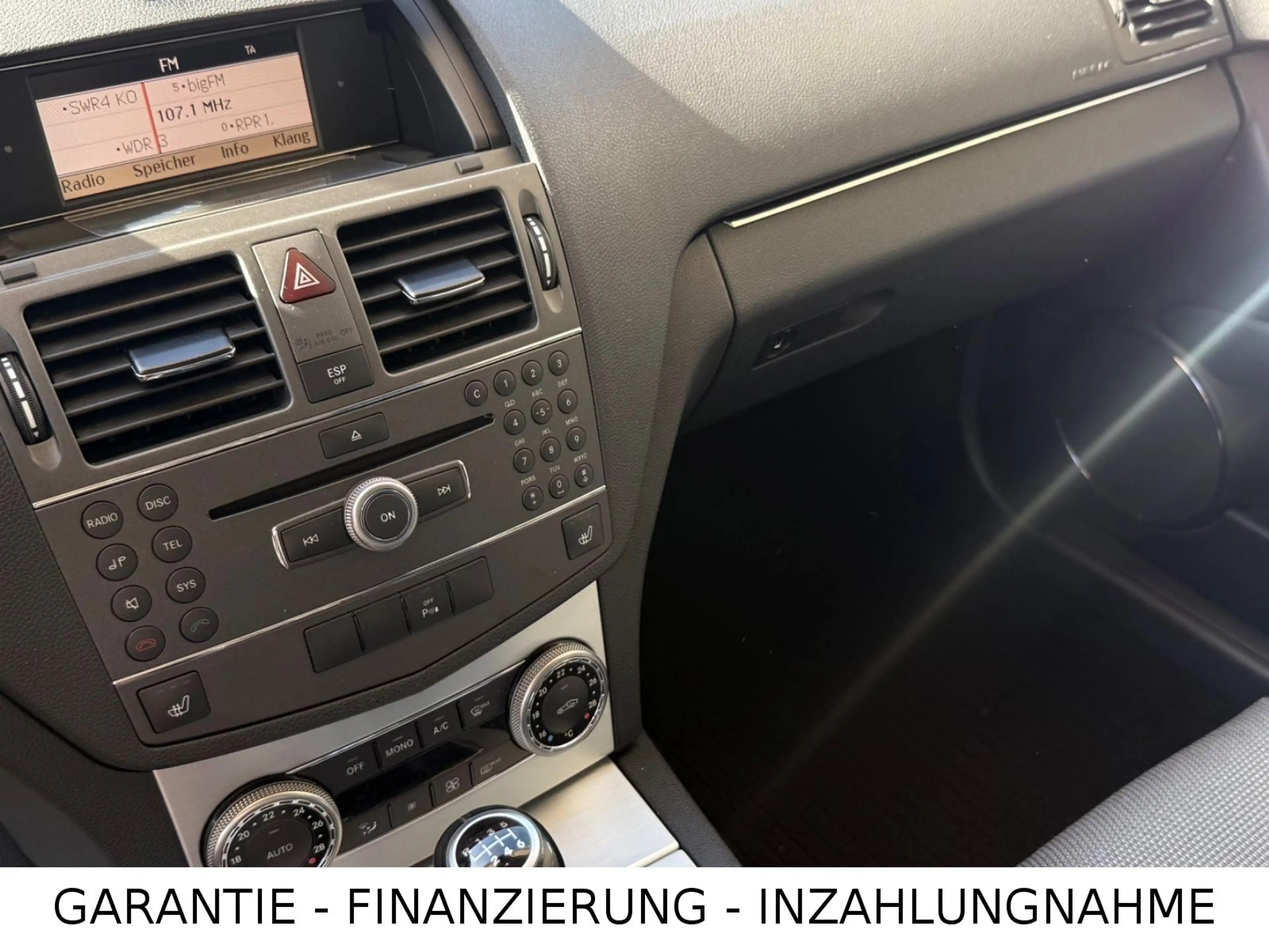 Mercedes-Benz C 200 Kompressor/Scheckheft/*WENIG KM*/Rentnerfz — photo 11