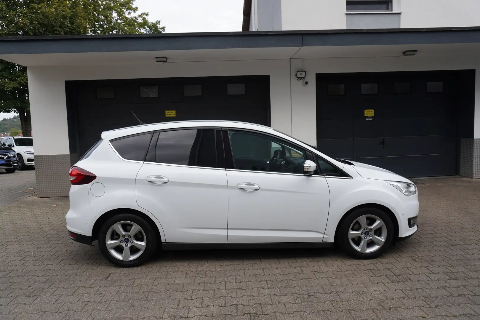 Ford C-Max 1.5 TDCi Titanium tLEDER+NAVI+KAMERA+ALU+Org100Tkm Weiß - 2