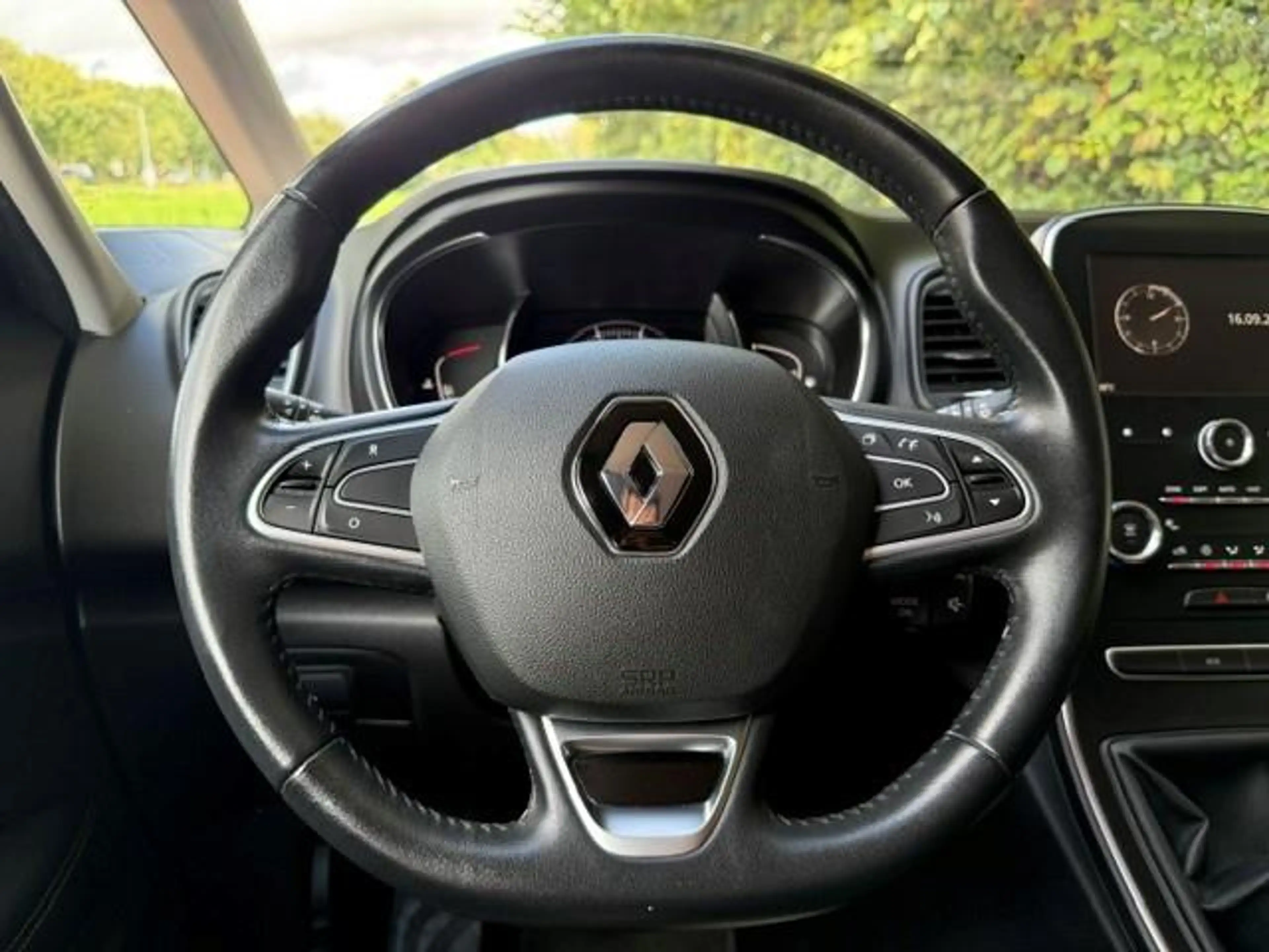 Renault Grand Scenic 1.3 TCe Intens 7p./Thaak/Camera/Carplay/Pdc/Navi — photo 11