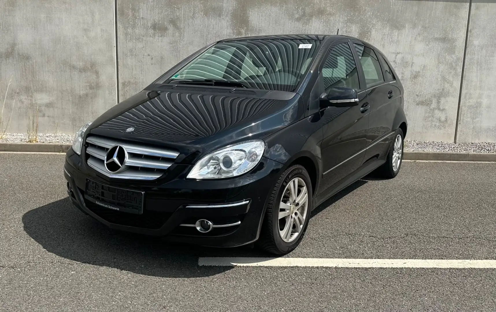Mercedes-Benz B 180 B -Klasse B 180 CDI Sport Edition Schwarz - 1