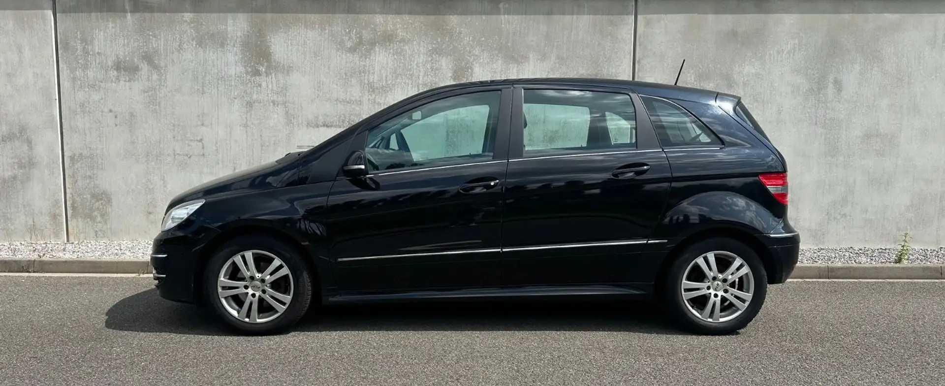 Mercedes-Benz B 180 B -Klasse B 180 CDI Sport Edition Schwarz - 2