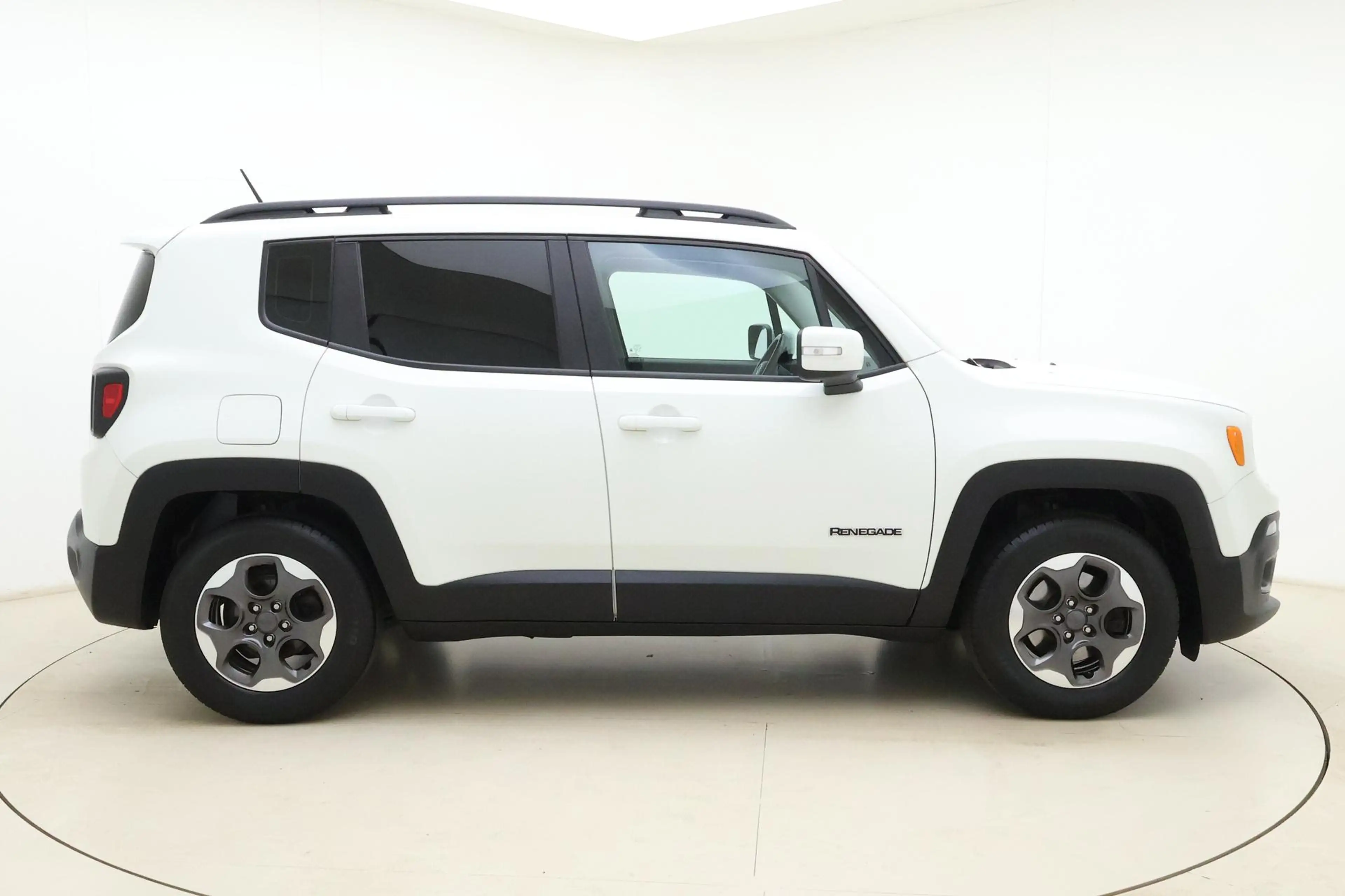 Jeep Renegade 1.6 E-Torq Longitude 110pk | Airco | Cruise Contro — photo 9