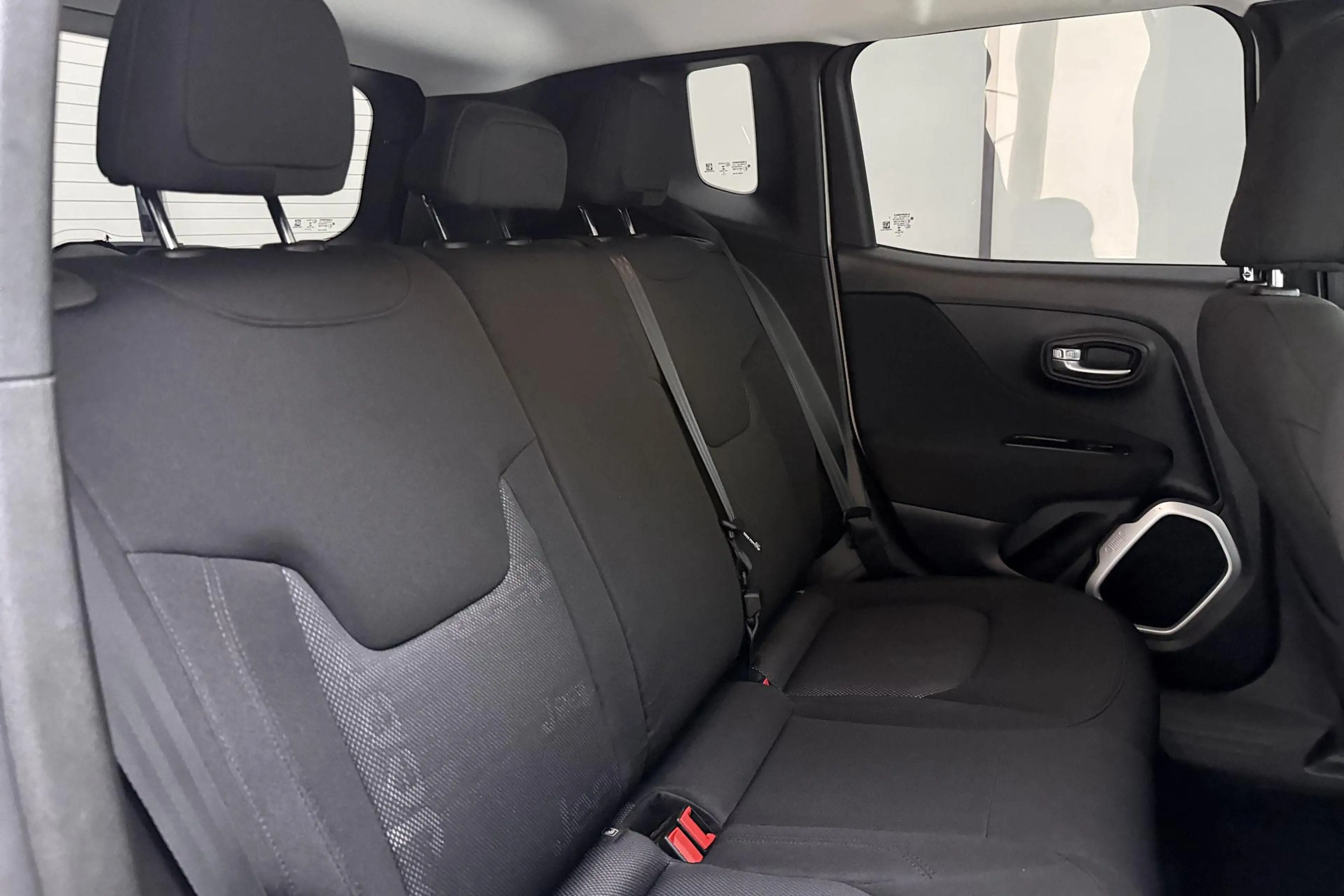 Jeep Renegade 1.6 E-Torq Longitude 110pk | Airco | Cruise Contro — photo 13