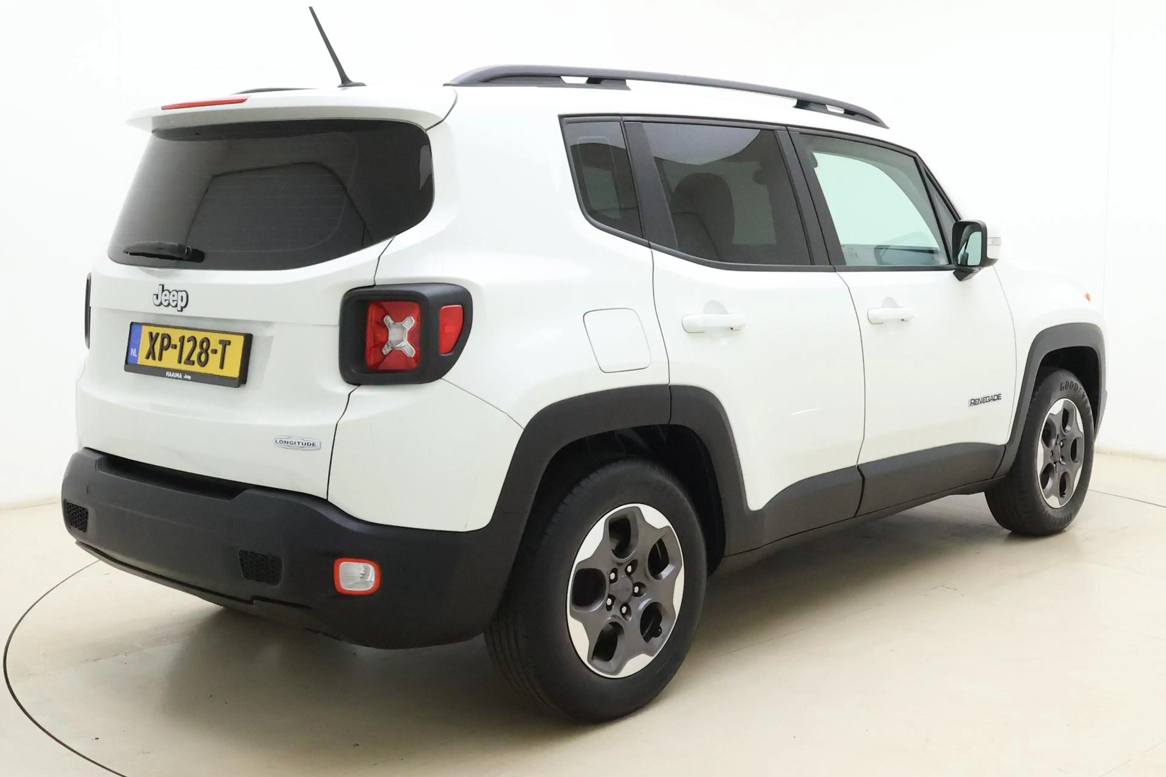 Jeep Renegade 1.6 E-Torq Longitude 110pk | Airco | Cruise Contro — photo 2