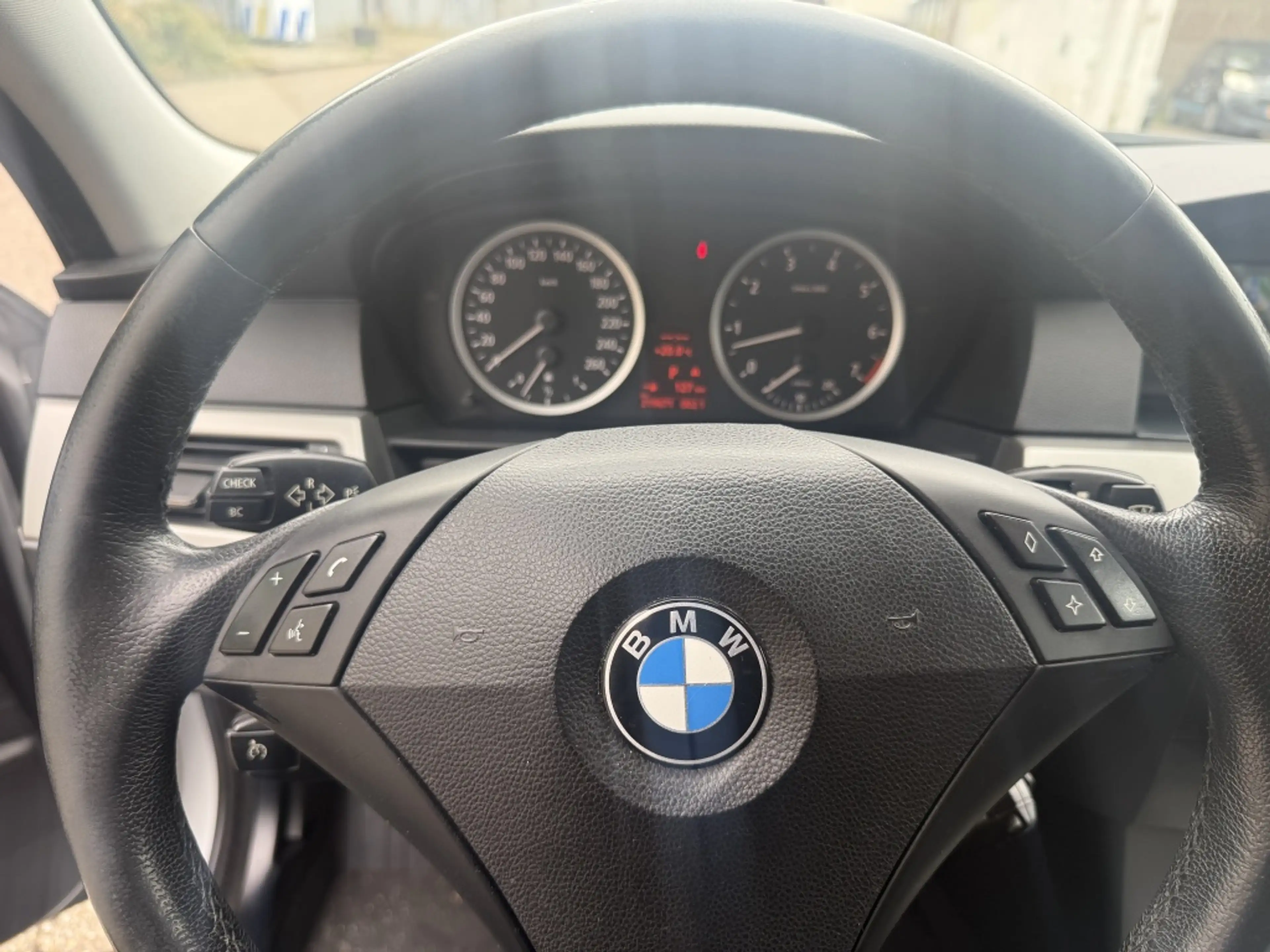 BMW 523 5-serie 523i Executive — photo 6