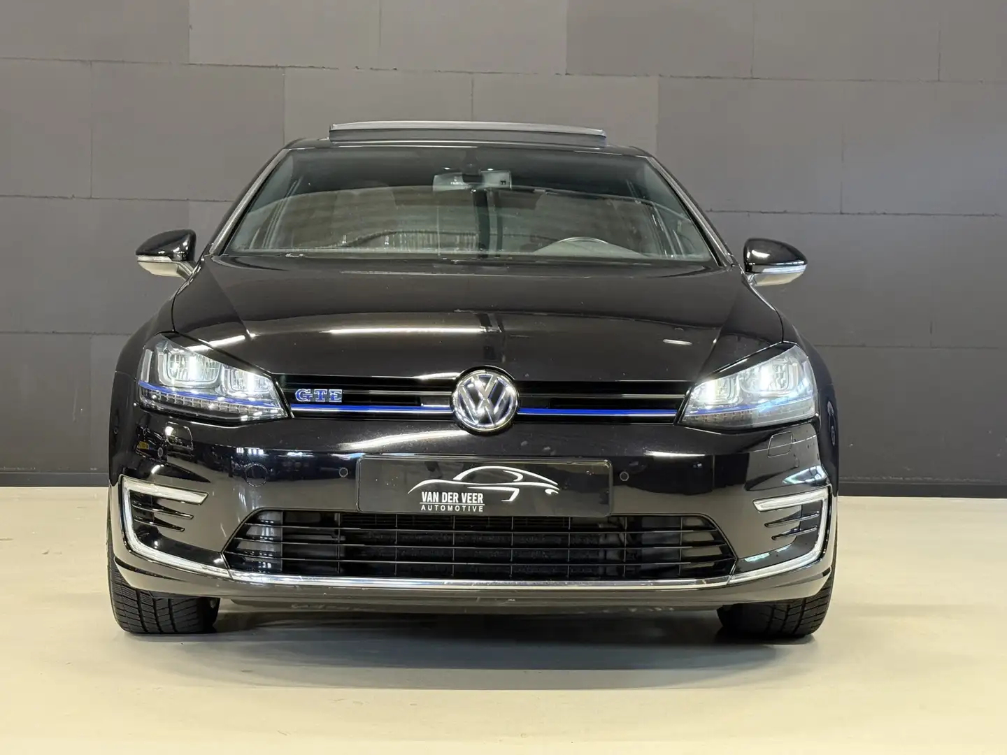 Volkswagen Golf GTE 1.4 TSI | BTW | Panoramadak | Camera | Dealeronder Zwart - 2