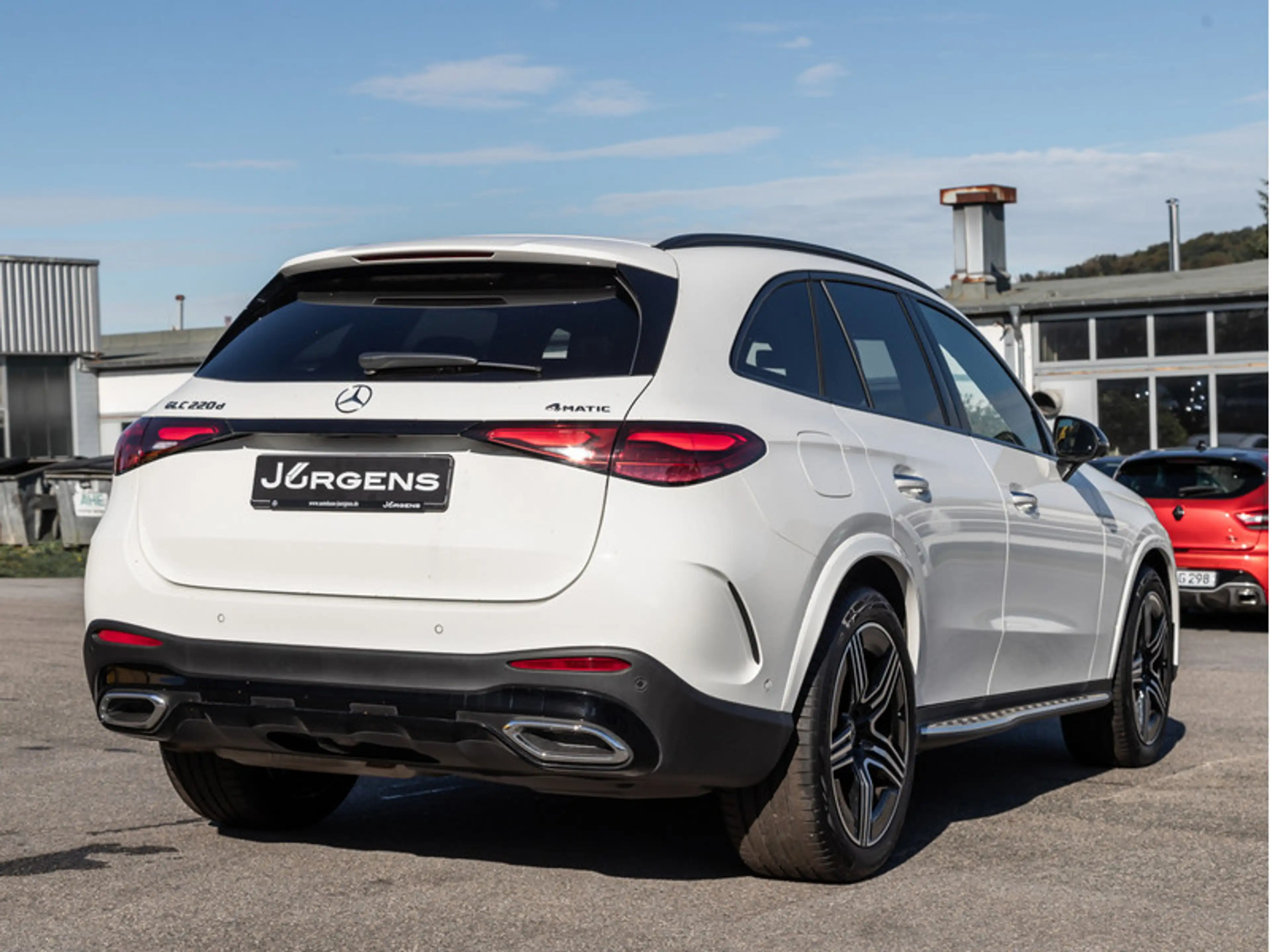 Mercedes-Benz GLC 220 d 4M AMG-Sport/DIGITAL/360/Pano/AHK/Memo — photo 4