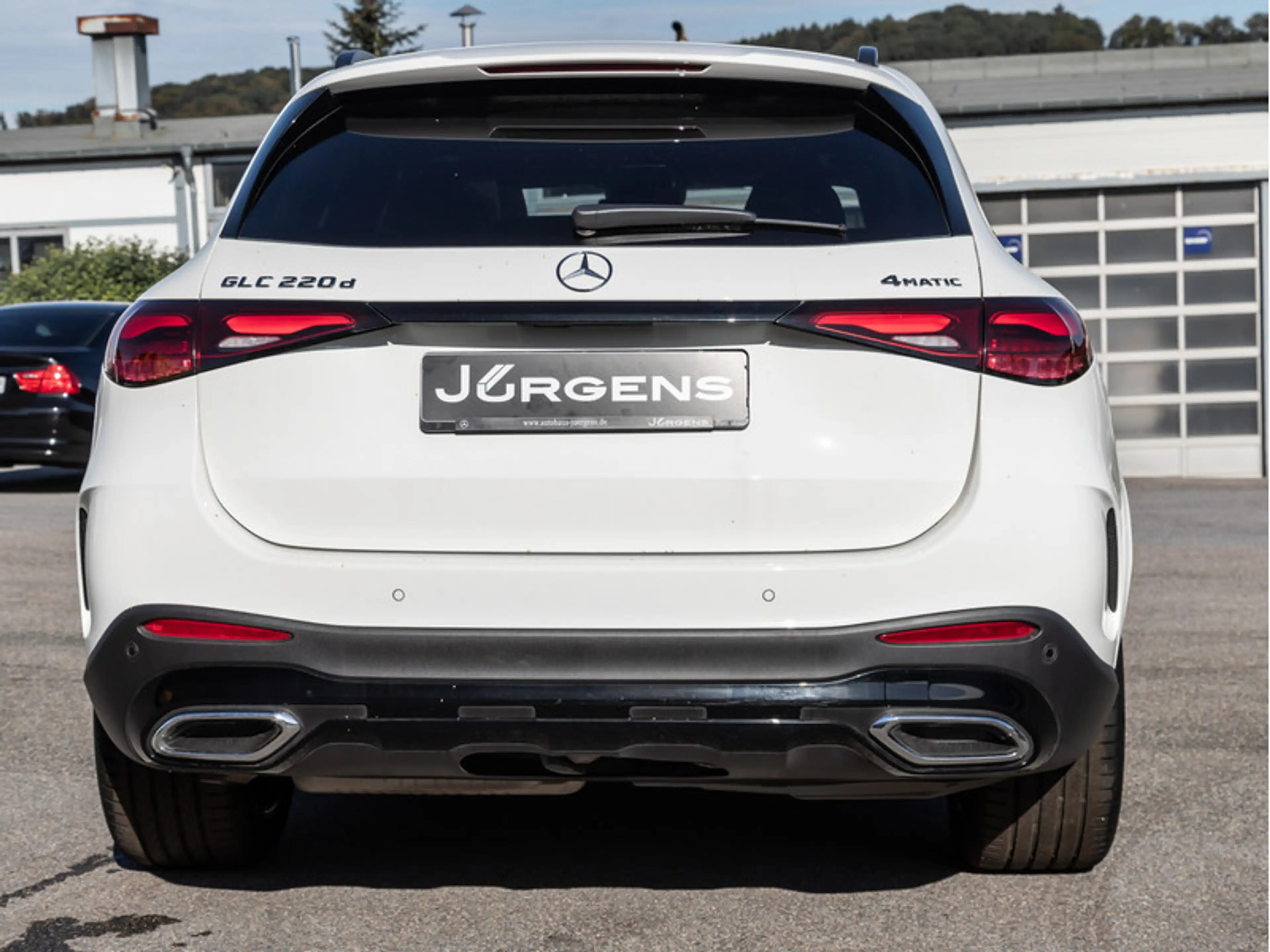Mercedes-Benz GLC 220 d 4M AMG-Sport/DIGITAL/360/Pano/AHK/Memo — photo 5