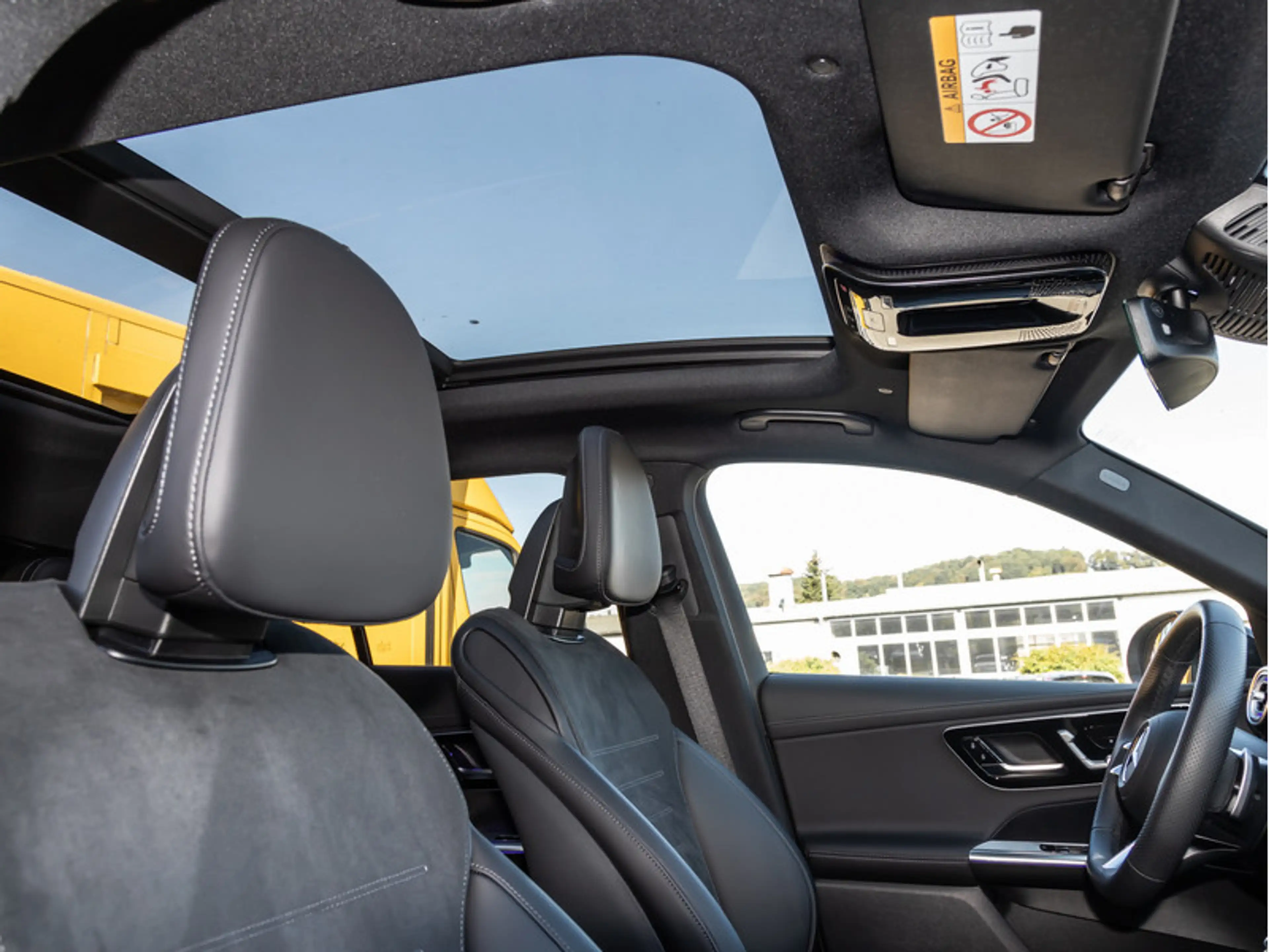 Mercedes-Benz GLC 220 d 4M AMG-Sport/DIGITAL/360/Pano/AHK/Memo — photo 11