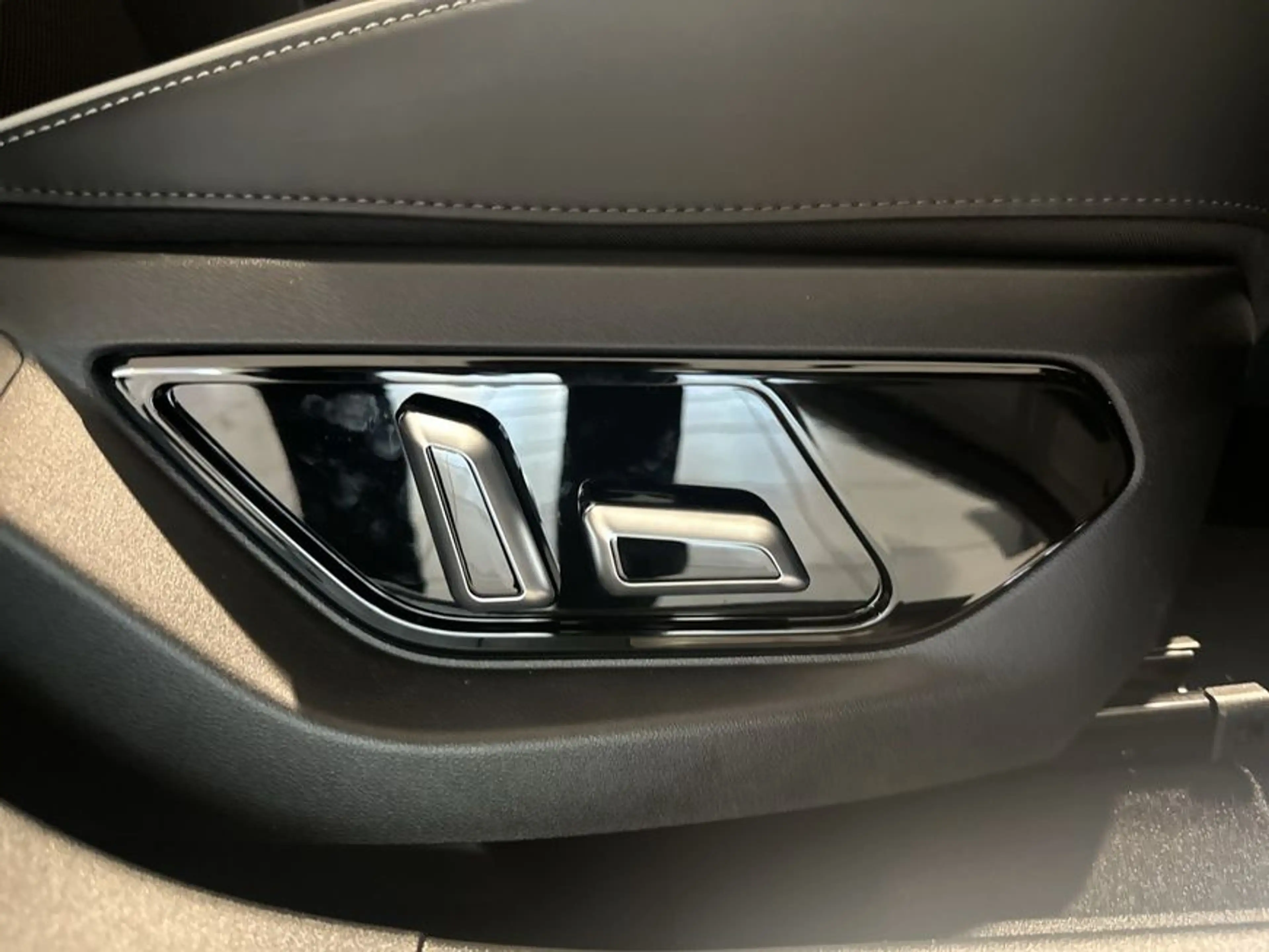 GWM WEY 05 WEY 05 Premium 150 kW, 5-türig — photo 14