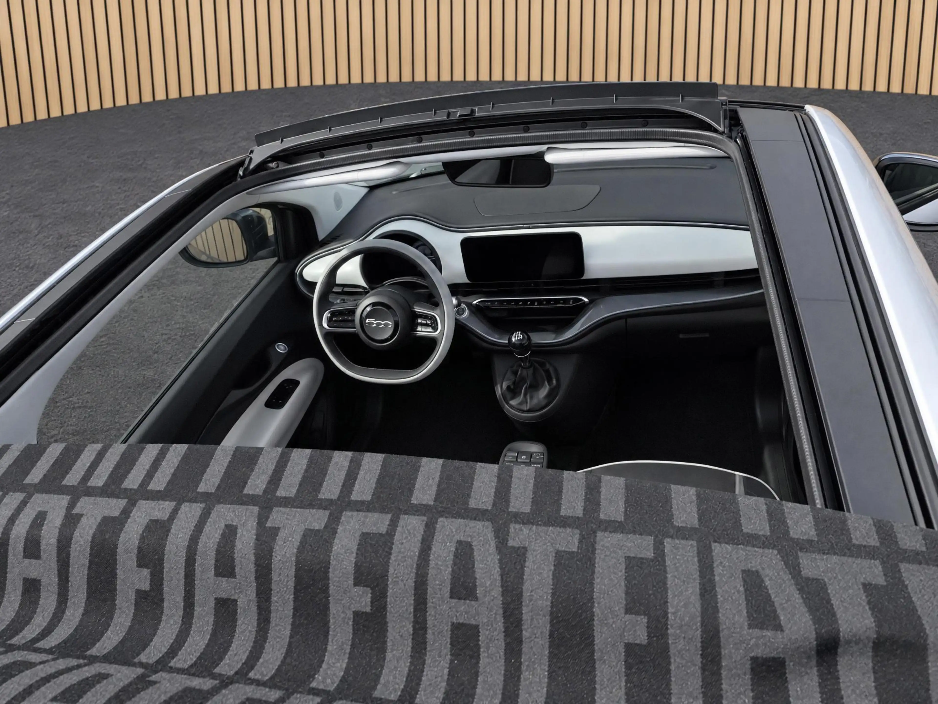 Fiat 500C 1.0 Hybrid La Prima | Navi / Camera / Climate — photo 14