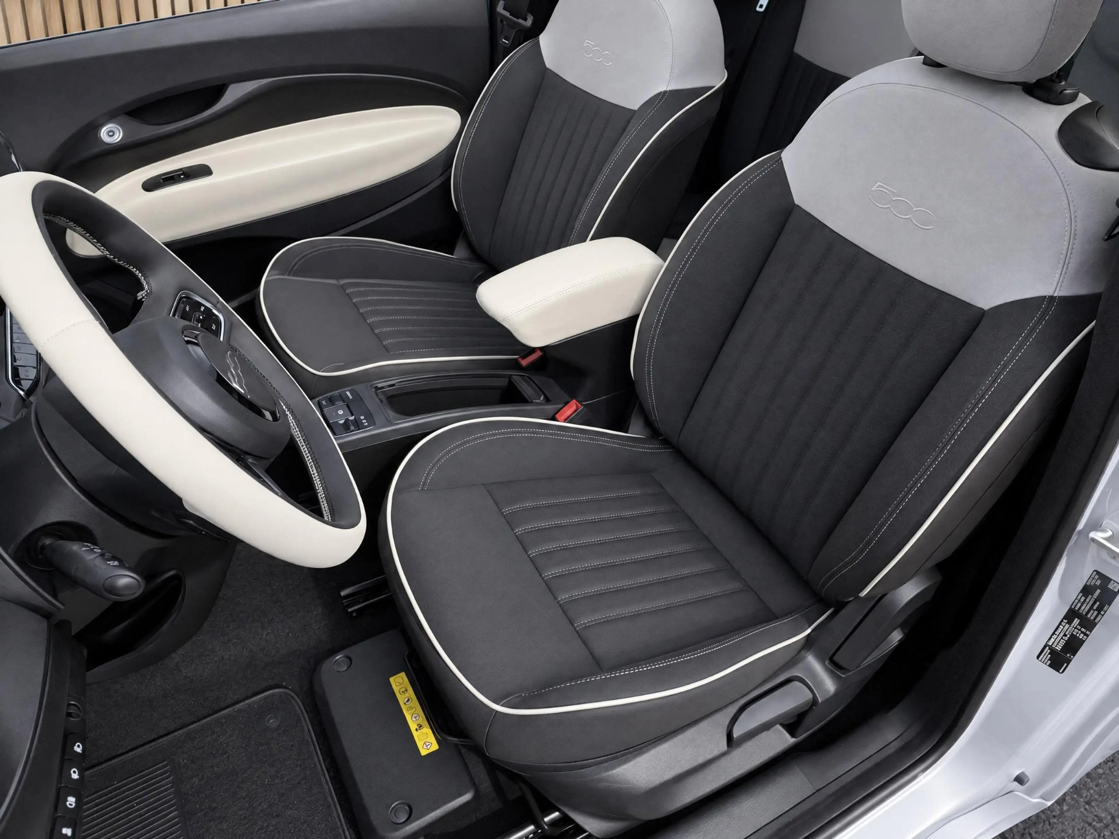 Fiat 500C 1.0 Hybrid La Prima | Navi / Camera / Climate — photo 13