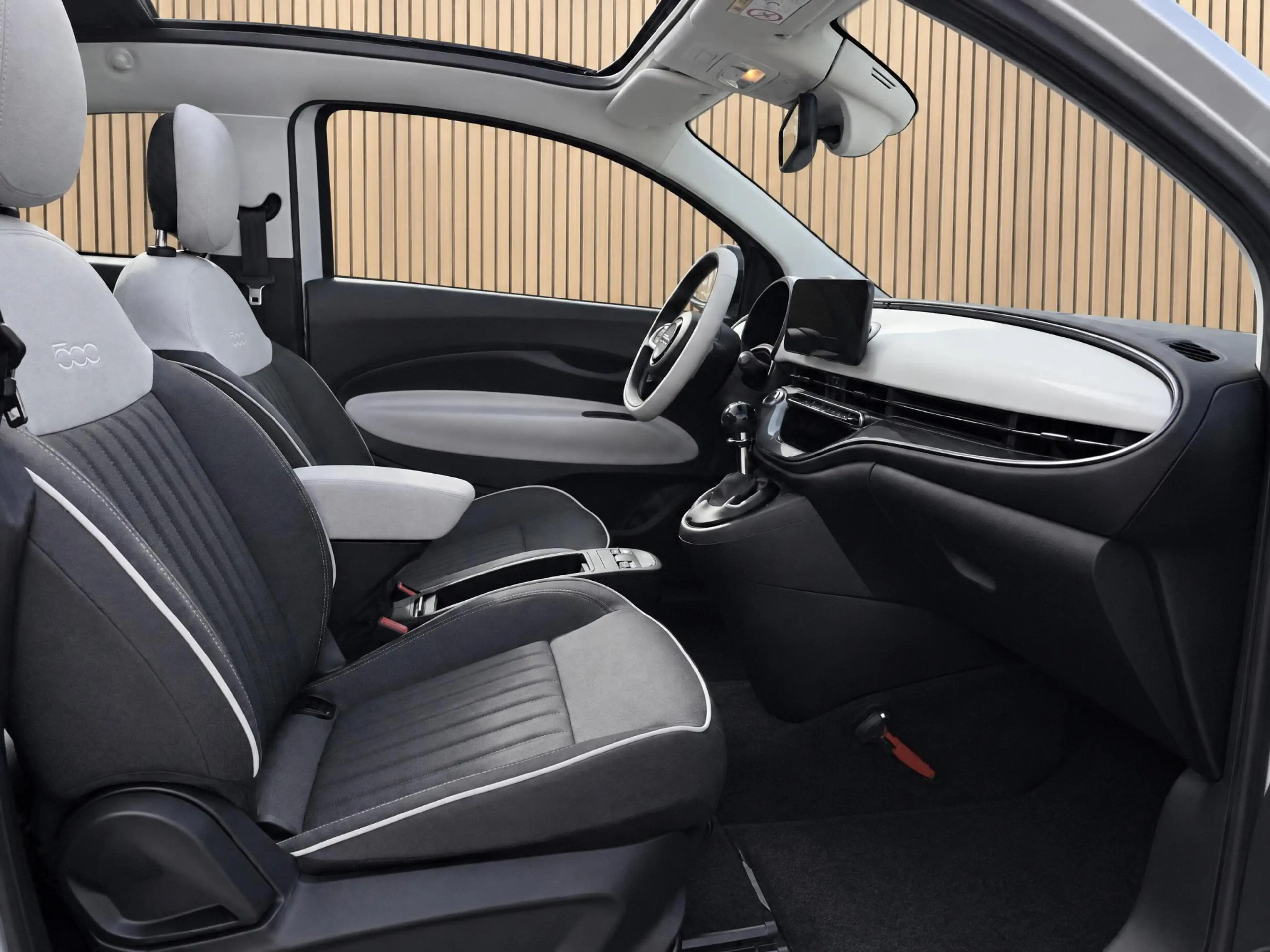 Fiat 500C 1.0 Hybrid La Prima | Navi / Camera / Climate — photo 7