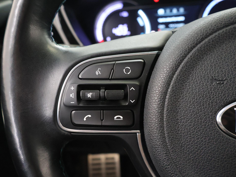 Kia e-Niro ExecutiveLine 64 kWh | Lederen Bekleding | JBL Aud — photo 29