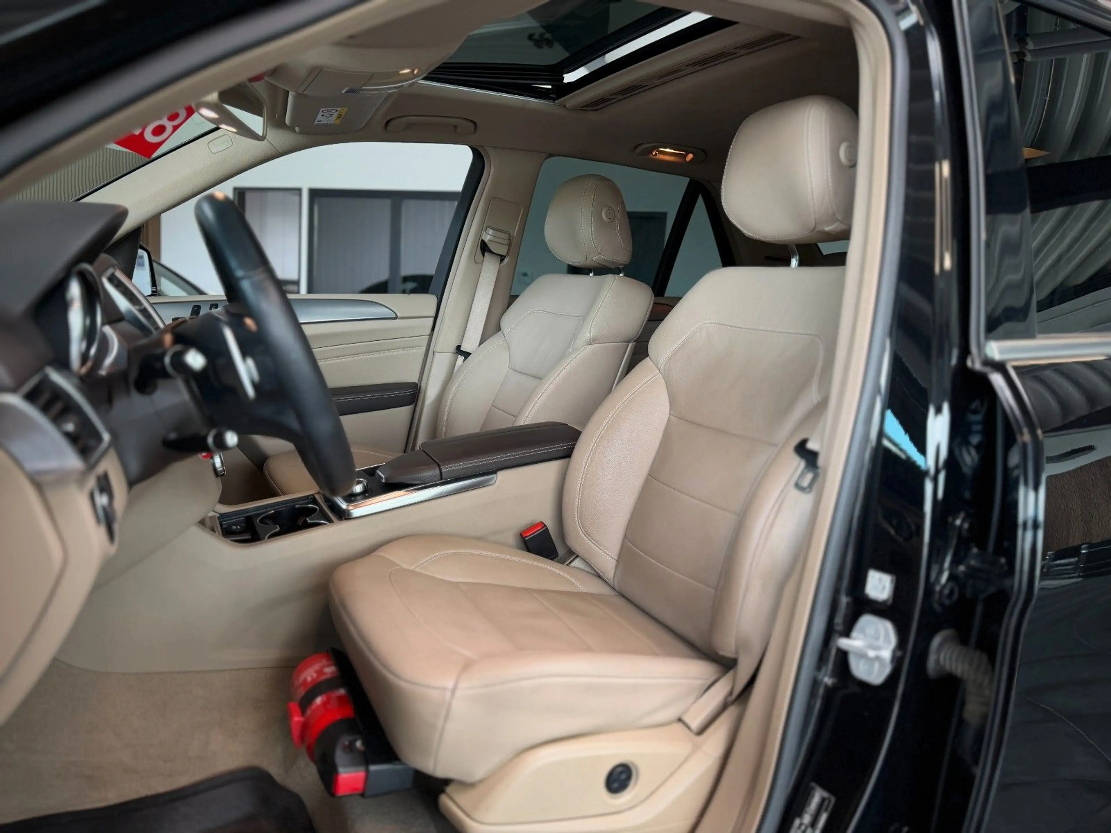 Mercedes-Benz ML 250 4Matic *AMG*Distro+*TotwASS*SpurASS*Pano* — photo 4