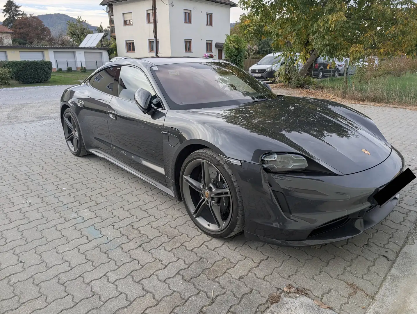 Porsche Taycan Taycan Turbo S - MWST ausweisbar Burmester, INNODrive, BeifahrerDP, Keyless uvm Grau - 1