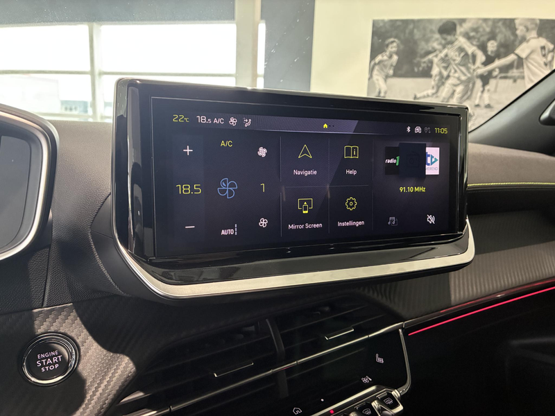 Peugeot e-2008 EV GT 54 kWh In Purmerend te bekijken l Aktieprijs — photo 9