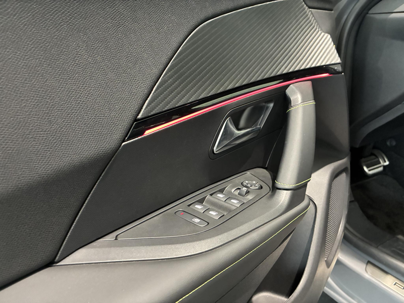 Peugeot e-2008 EV GT 54 kWh In Purmerend te bekijken l Aktieprijs — photo 10