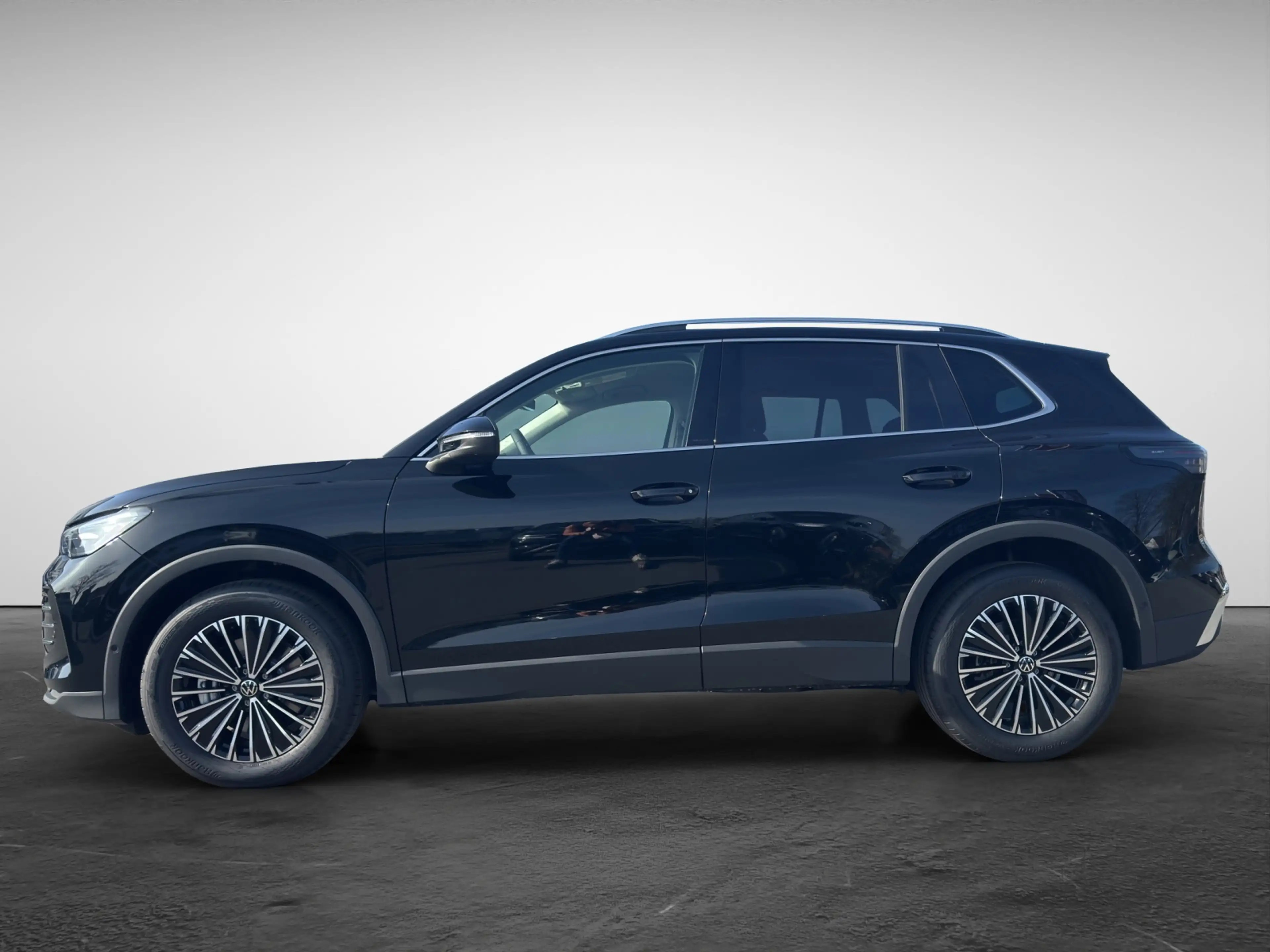 Volkswagen Tiguan 2.0 TDI DSG Elegance AHK Matrix IQ Drive Navi 1... — photo 3