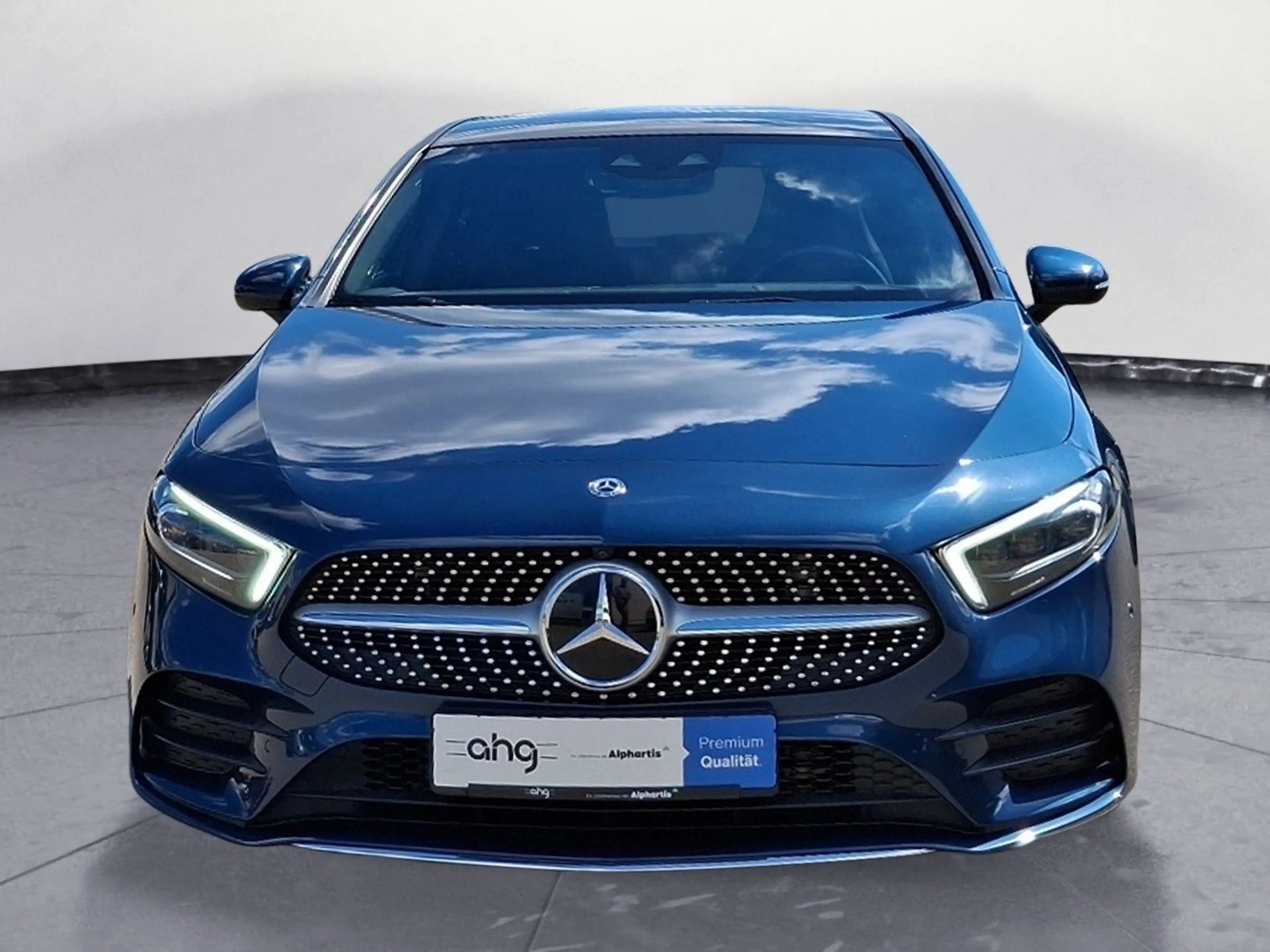 Mercedes-Benz A 220 d AMG Line — photo 7