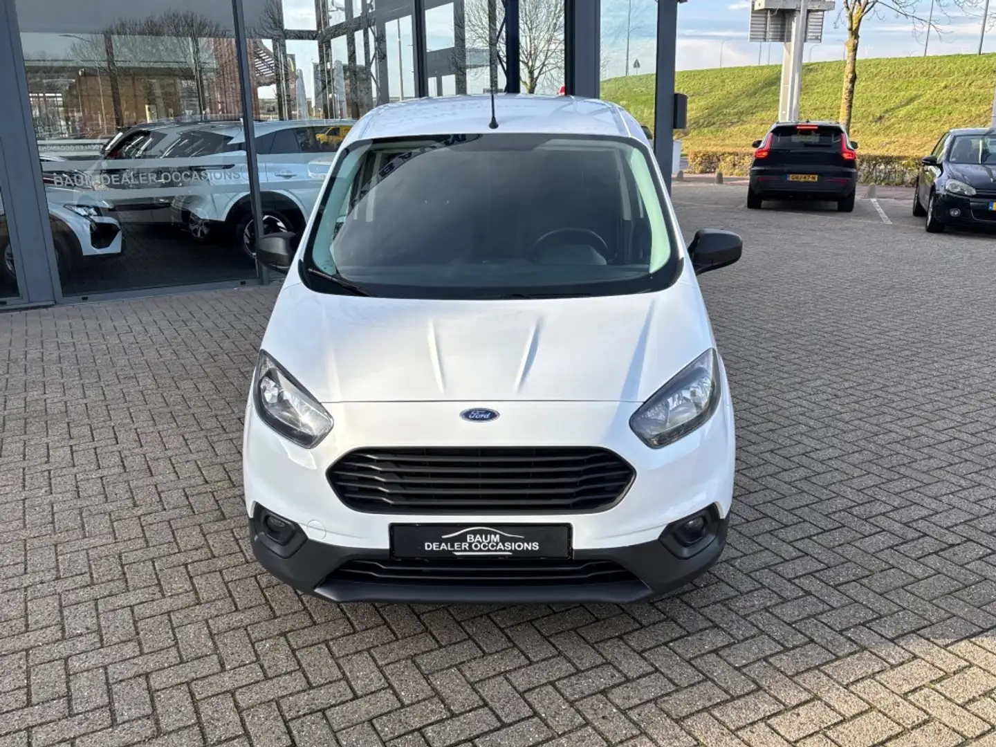 Ford Transit Courier 1.0 TREND 100PK AIRCO SCHUIFDEUR Wit - 2