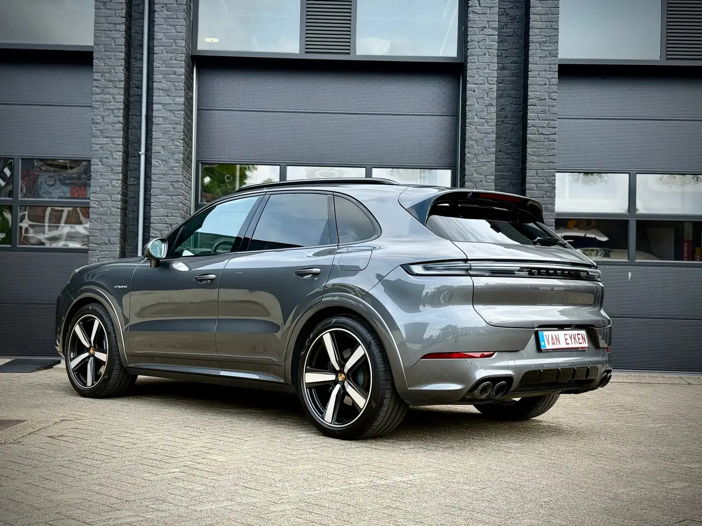 Porsche Cayenne Cayenne E-Hybrid *Full Option*Duo tone*Head up*Pas Grijs - 2