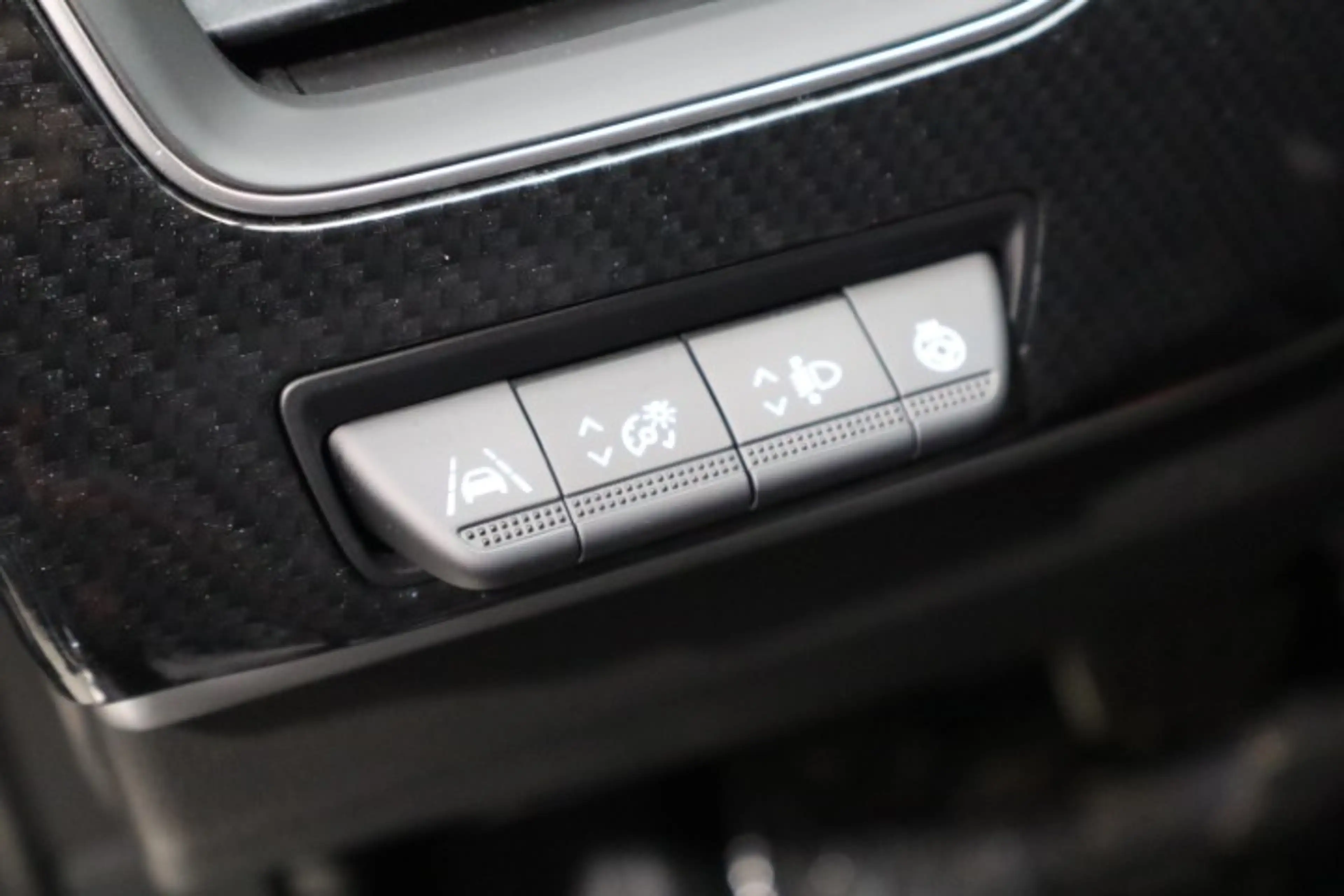 Renault Arkana Arkana 1.3 TCe R.S.Line EDC — photo 17