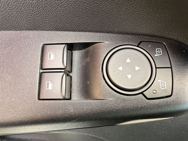 Ford Fiesta COOL&CONNECT CarPlay / Android Auto — photo 14