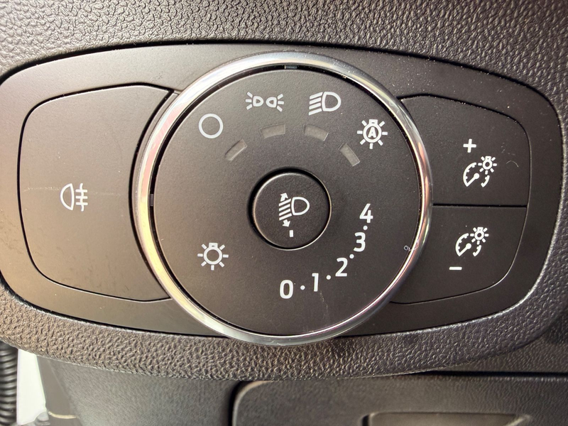 Ford Fiesta COOL&CONNECT CarPlay / Android Auto — photo 15