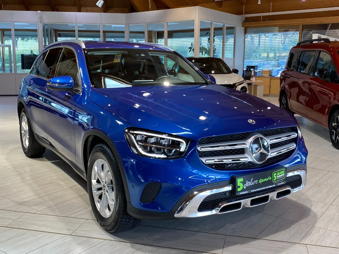 Mercedes-Benz GLC 200 4Matic LED Navi AHK FLA PDC SitzH SR&WR Blau - 2