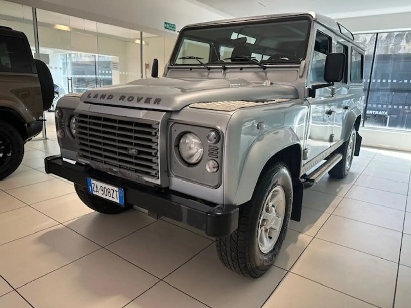 Land Rover Defender Defender 110 2.4 td4 SE SW 7 Posti Grigio - 2