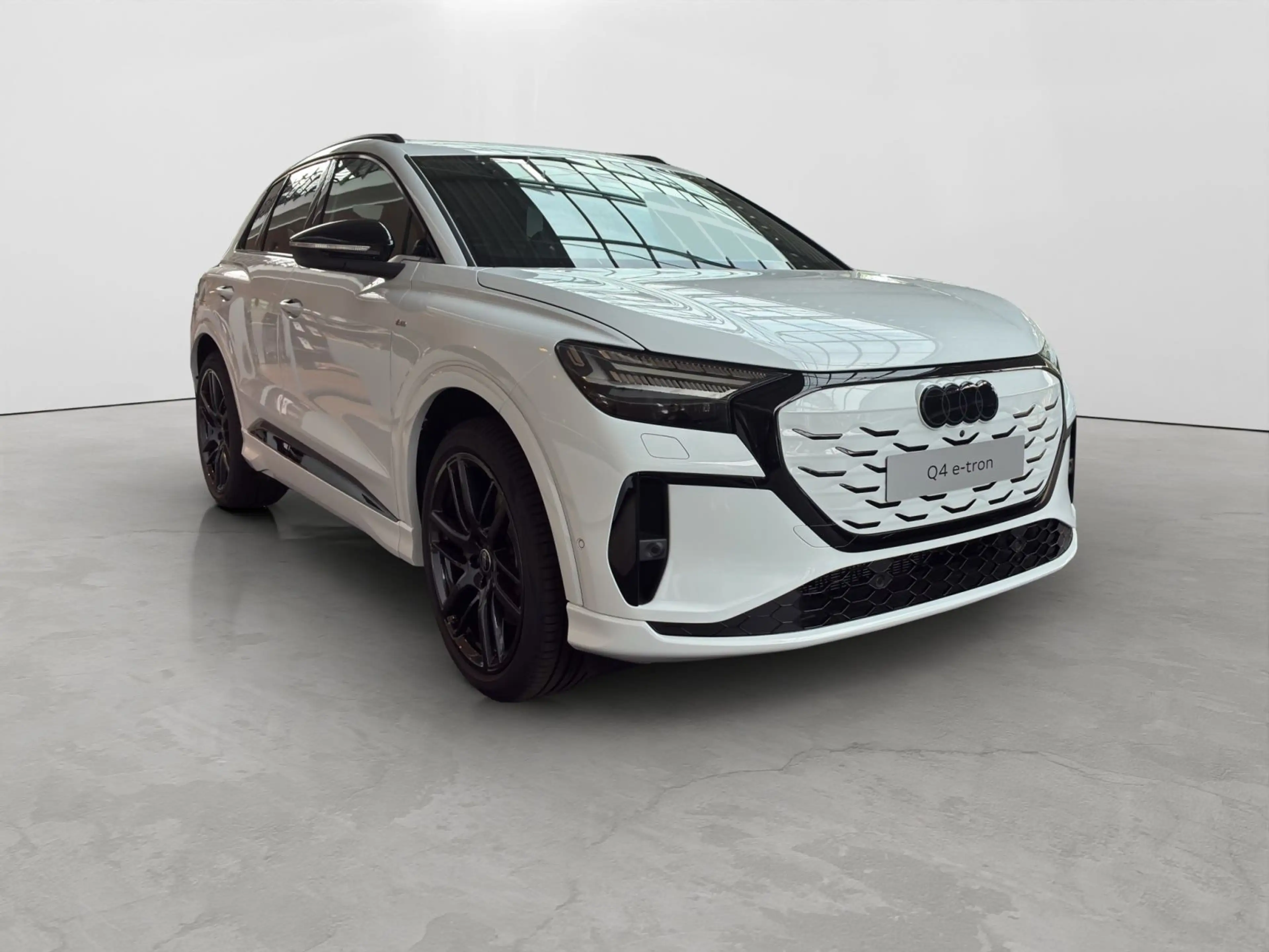 Audi Q4 e-tron Audi Q4 SUV e-tron quattro 220 kW — photo 7