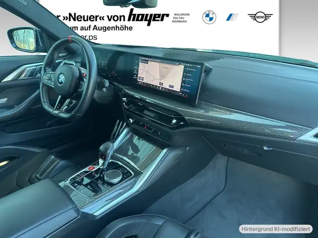 BMW M4 view 4