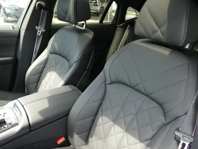 BMW X6 xDrive30d Ansicht 14