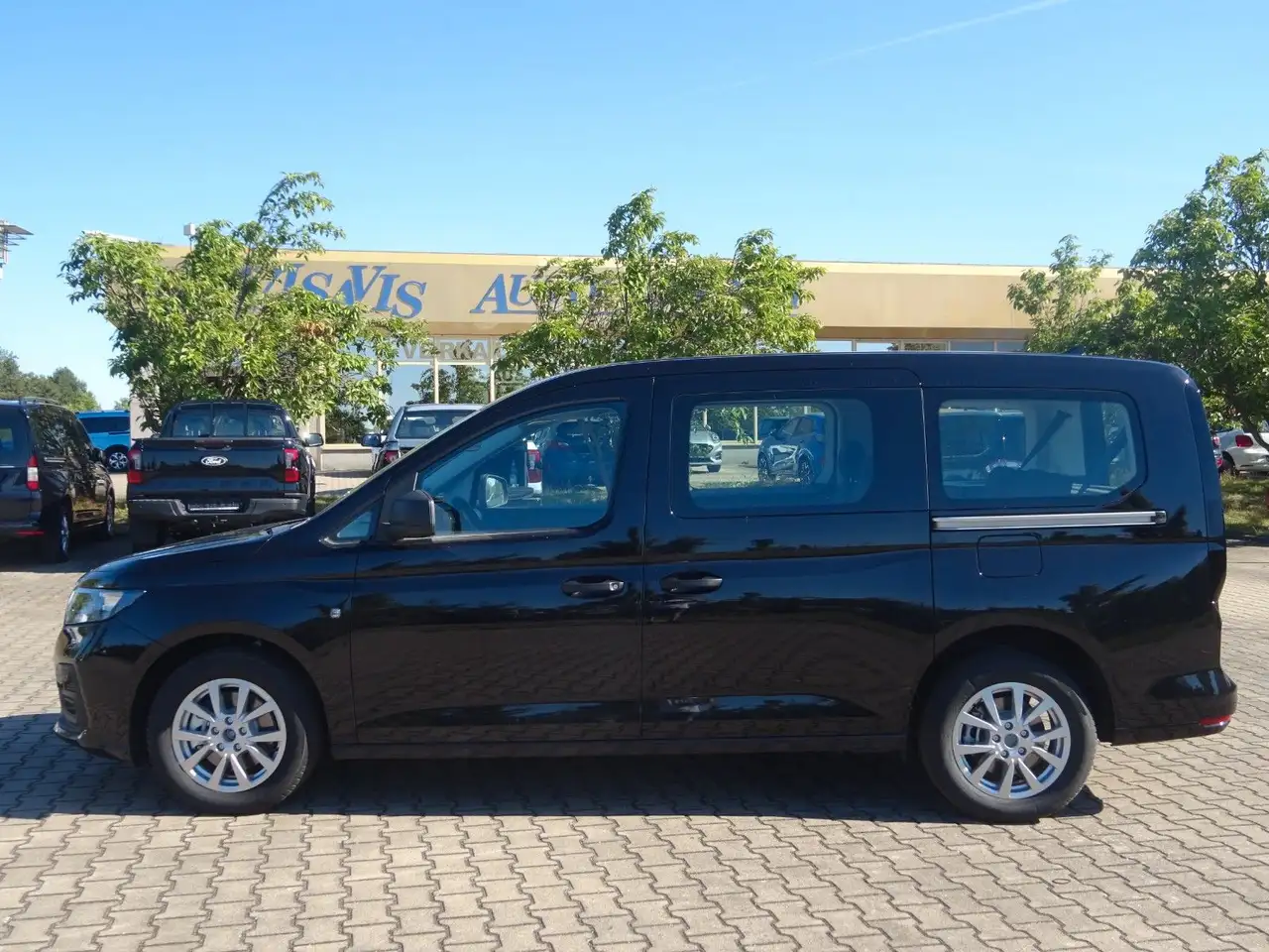 Ford Grand Tourneo 2026